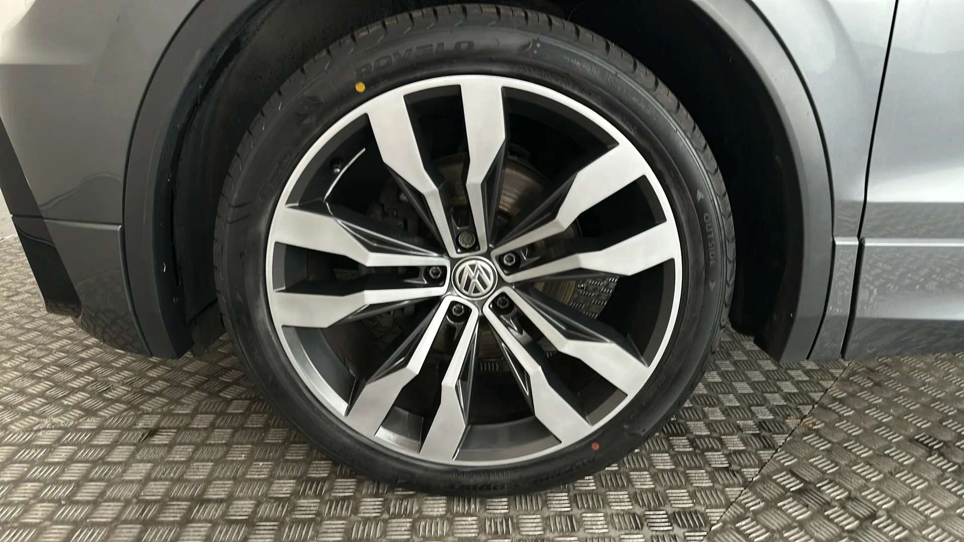 2018 VOLKSWAGEN TIGUAN 2018 VOLKSWAGEN TIGUAN