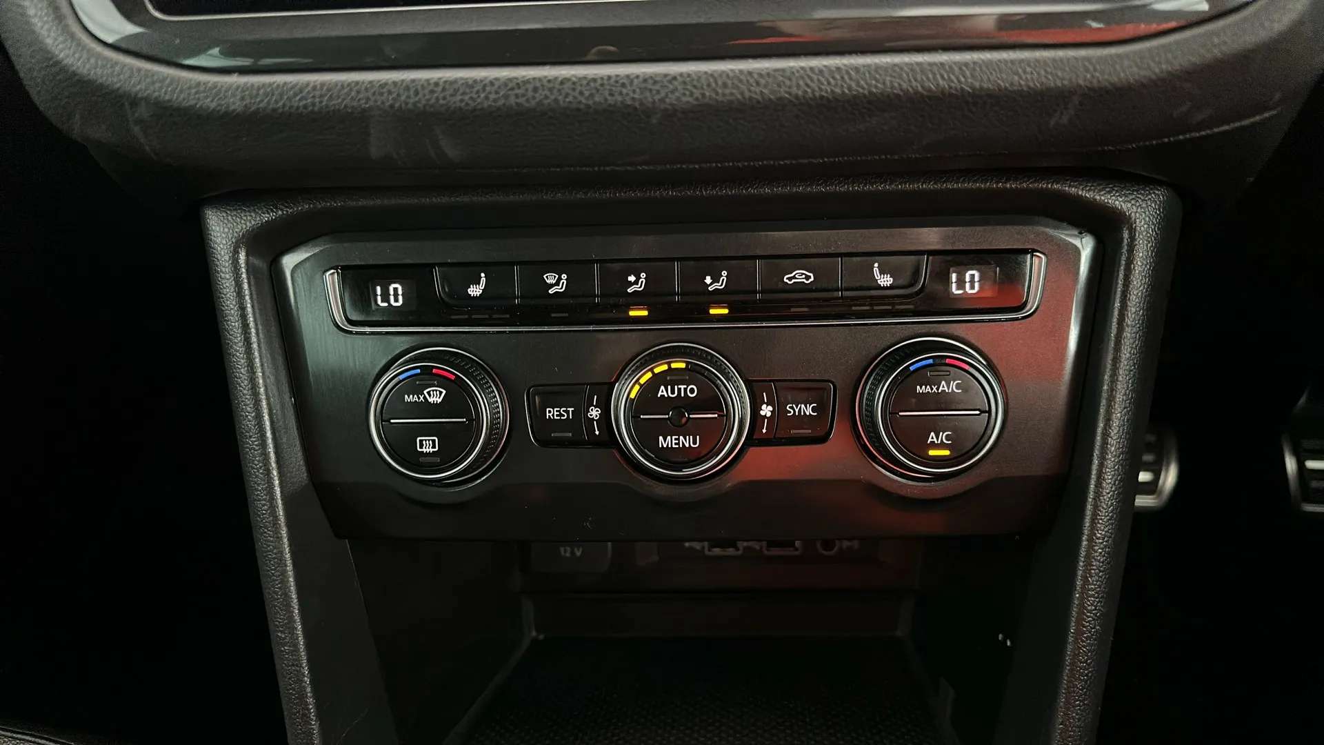 2018 VOLKSWAGEN TIGUAN 2018 VOLKSWAGEN TIGUAN