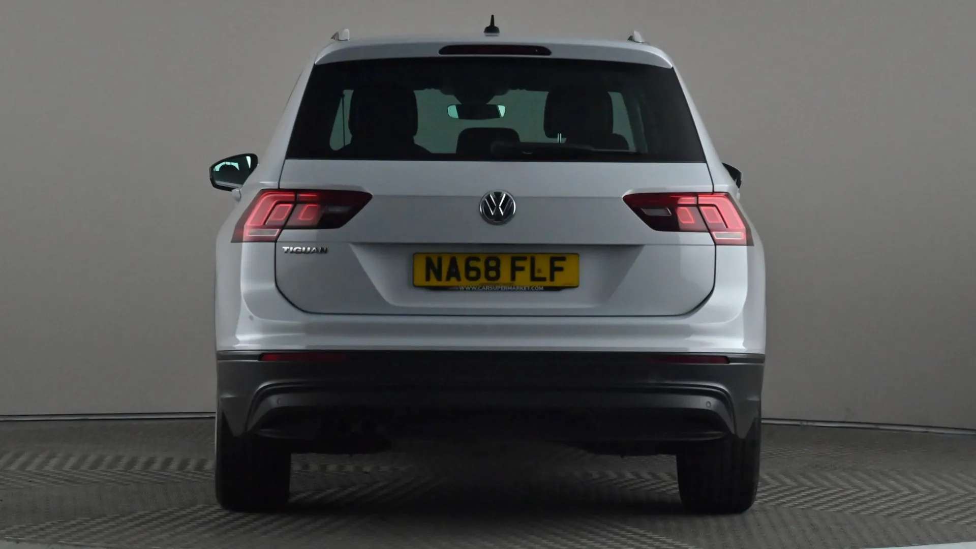 2018 VOLKSWAGEN TIGUAN 2018 VOLKSWAGEN TIGUAN