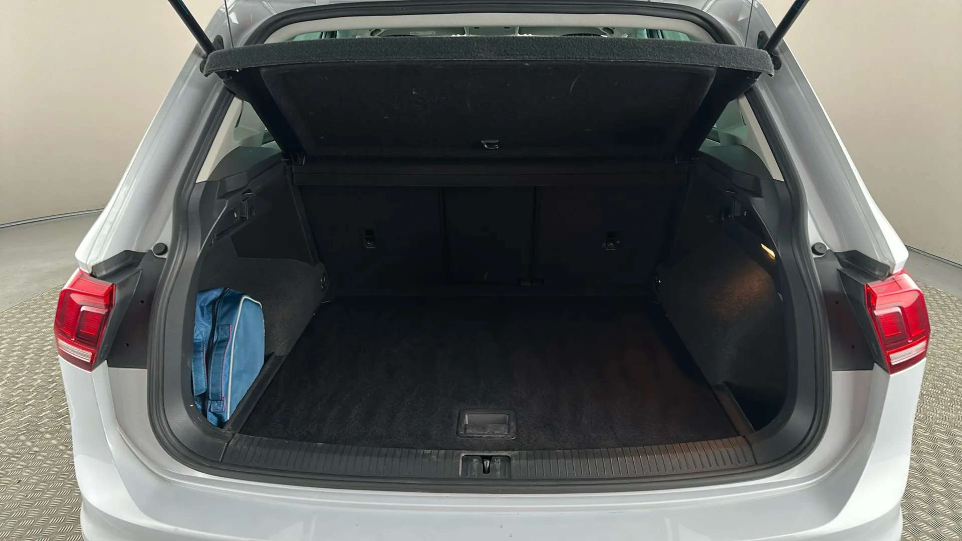 2018 VOLKSWAGEN TIGUAN 2018 VOLKSWAGEN TIGUAN