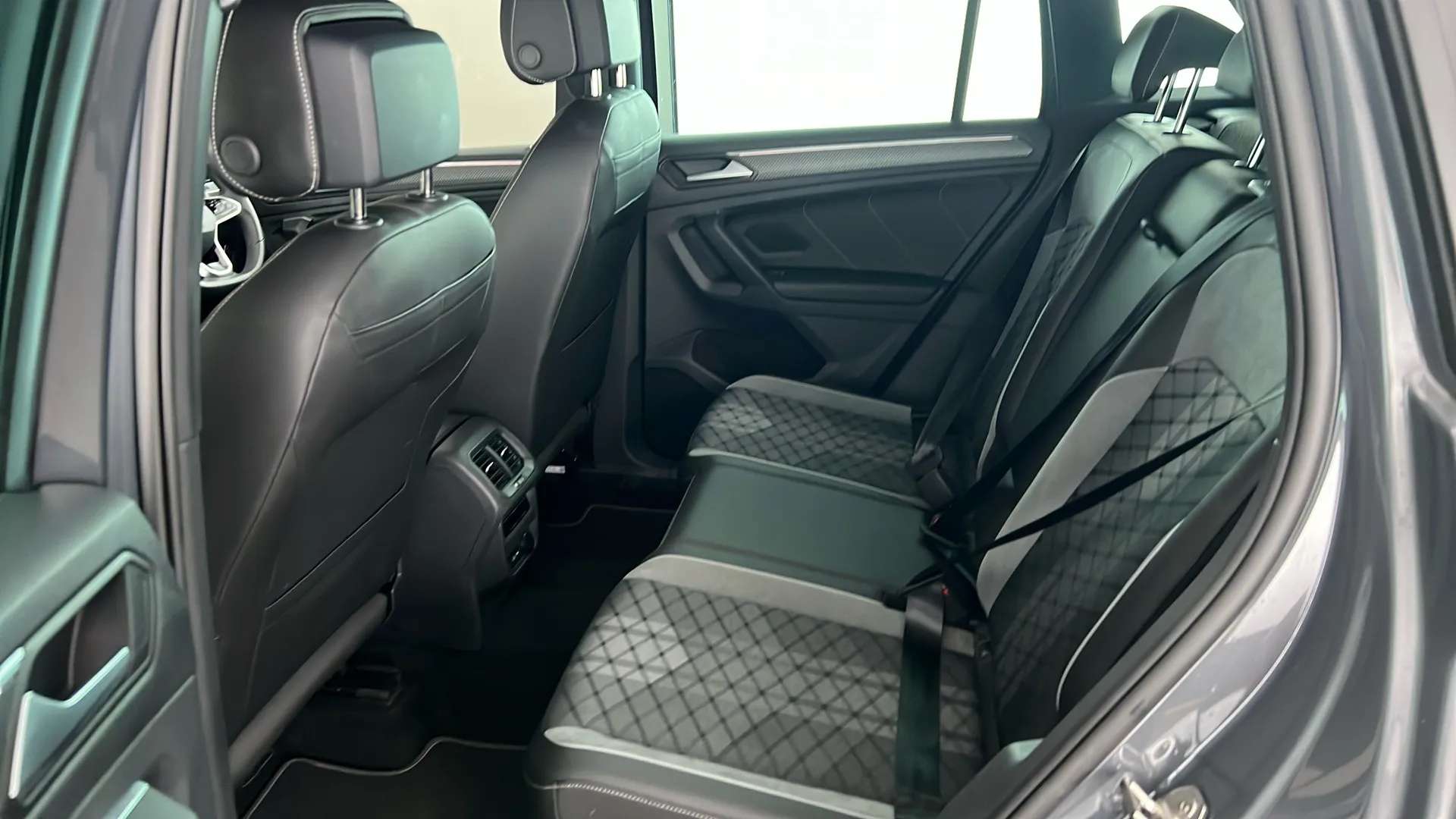 2023 VOLKSWAGEN TIGUAN 2023 VOLKSWAGEN TIGUAN