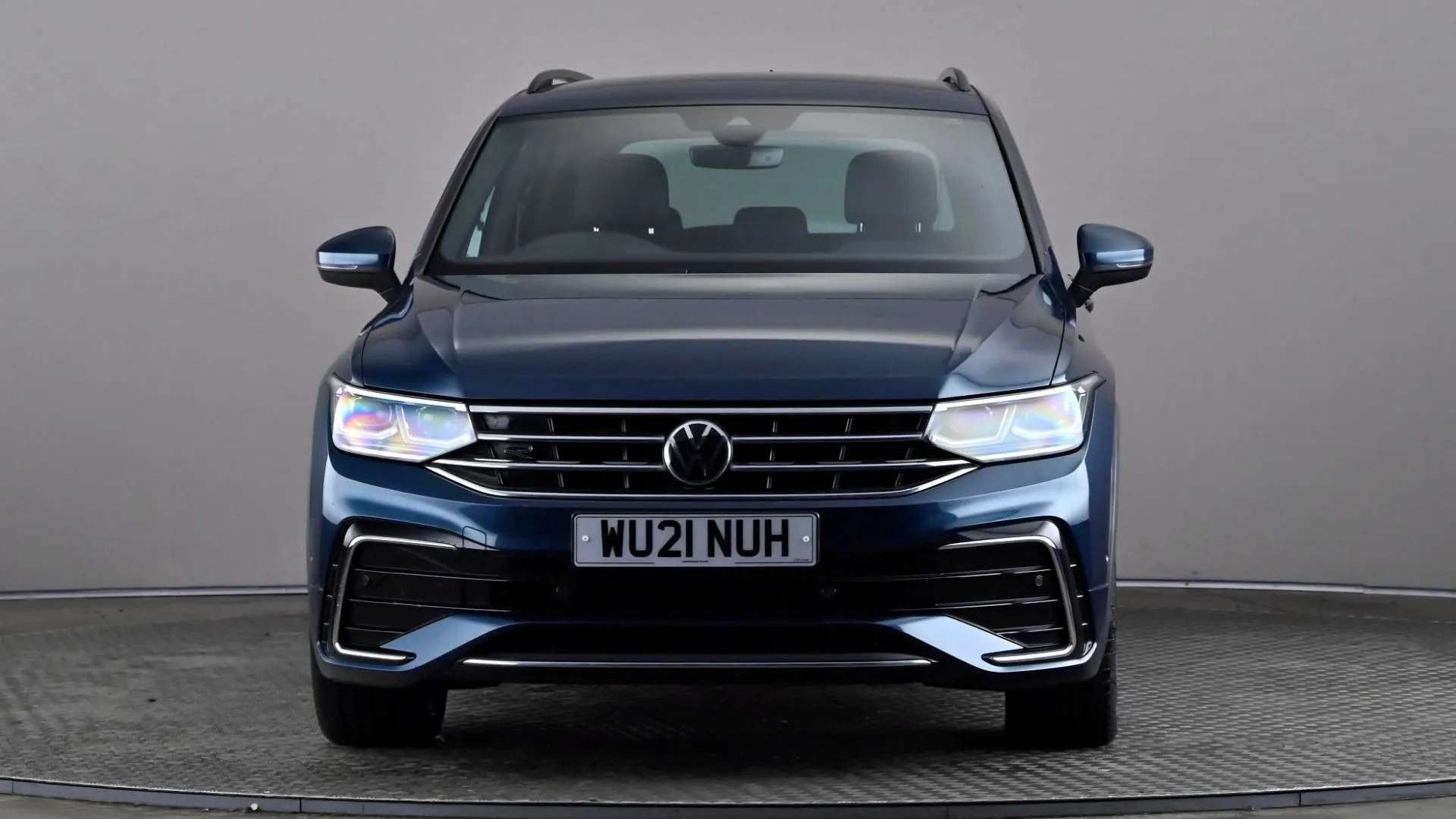 A 2021 VOLKSWAGEN TIGUAN 2.0 TDI R-Line DSG A 2021 VOLKSWAGEN TIGUAN 2.0 TDI R-Line DSG