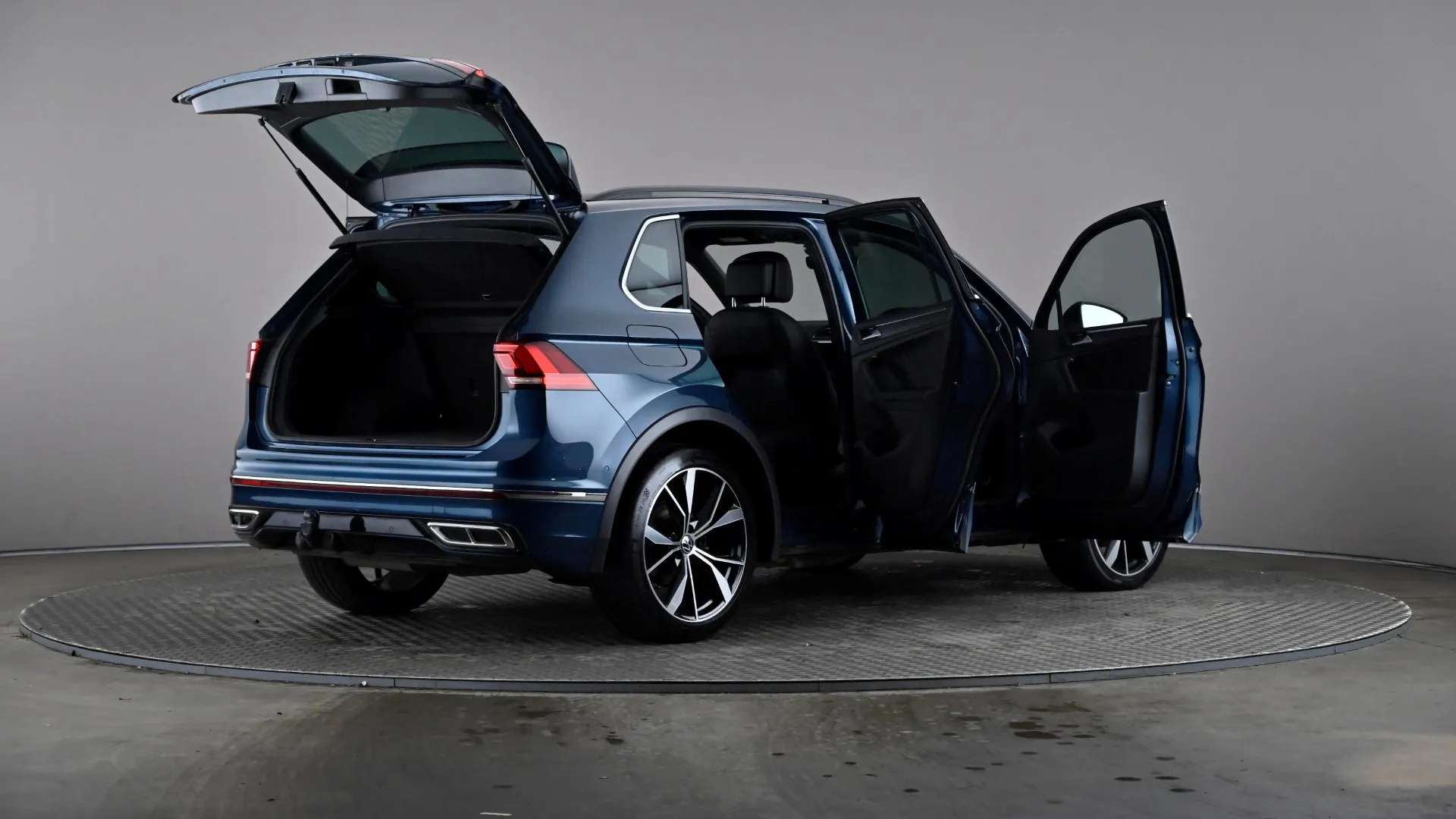 2021 VOLKSWAGEN TIGUAN 2021 VOLKSWAGEN TIGUAN