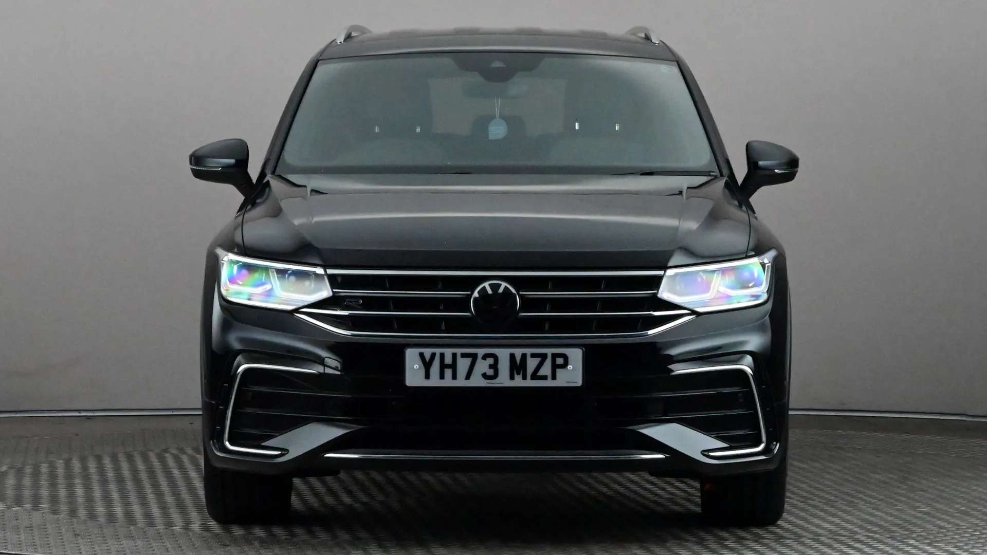 A 2023 VOLKSWAGEN TIGUAN ALLSPACE 2.0 TDI R-Line DSG A 2023 VOLKSWAGEN TIGUAN ALLSPACE 2.0 TDI R-Line DSG