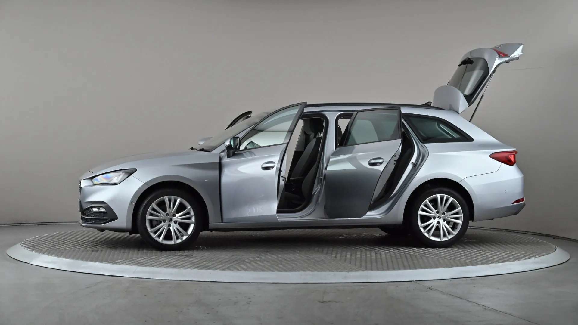 2023 SEAT LEON 2023 SEAT LEON