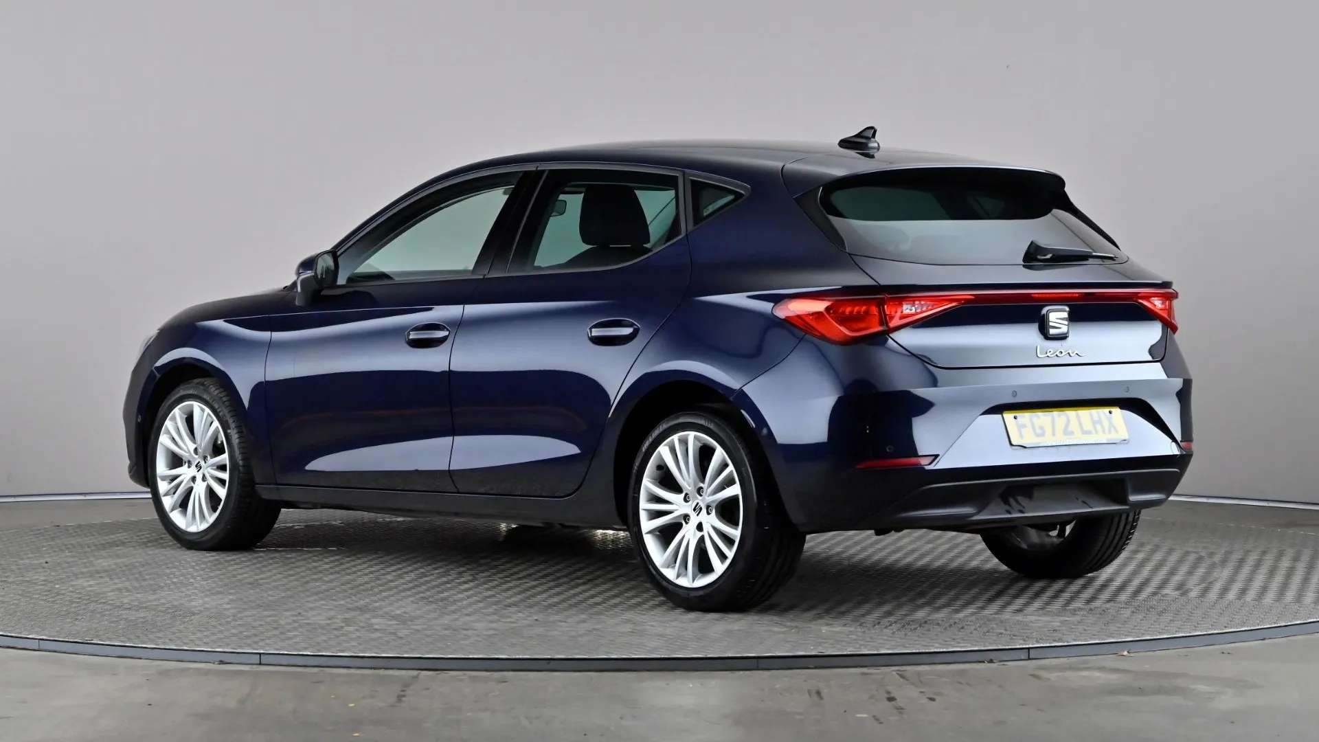 A 2022 SEAT LEON 2.0 TDI SE Dynamic A 2022 SEAT LEON 2.0 TDI SE Dynamic