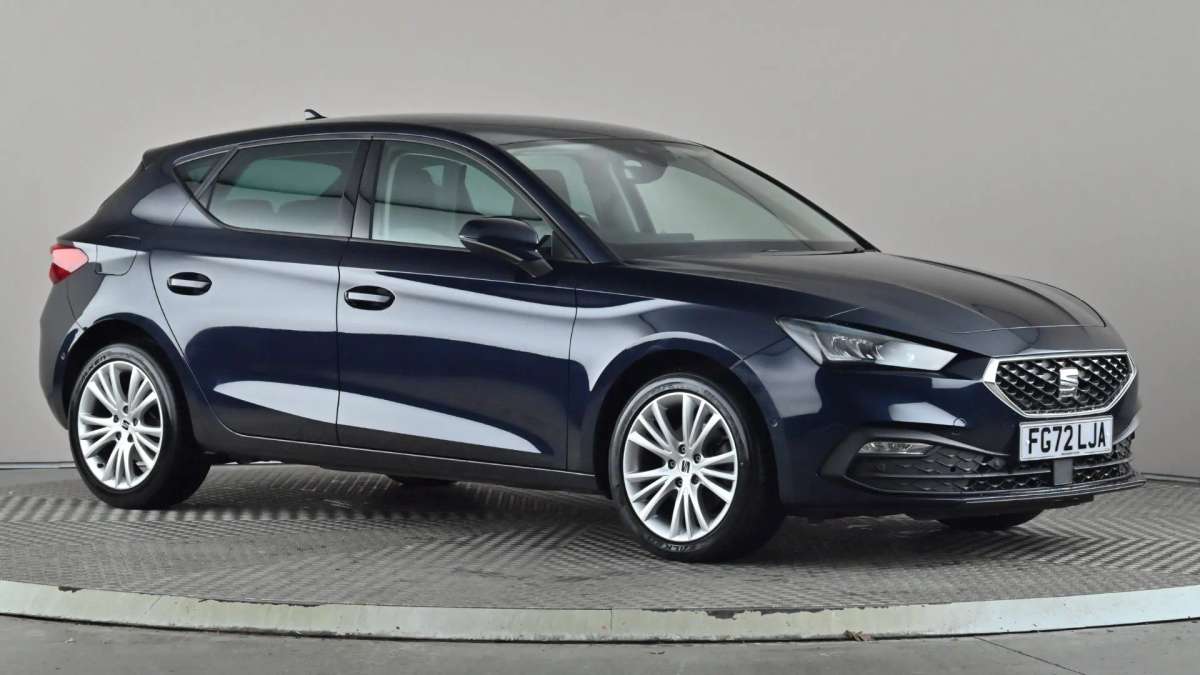 Check out this Seat Leon 2022 Diesel Manual