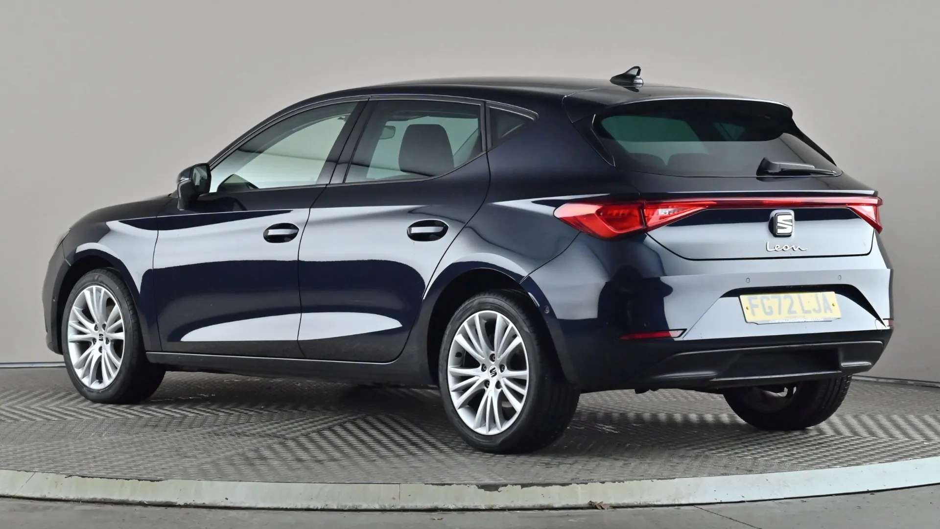 A 2022 SEAT LEON 2.0 TDI SE Dynamic A 2022 SEAT LEON 2.0 TDI SE Dynamic