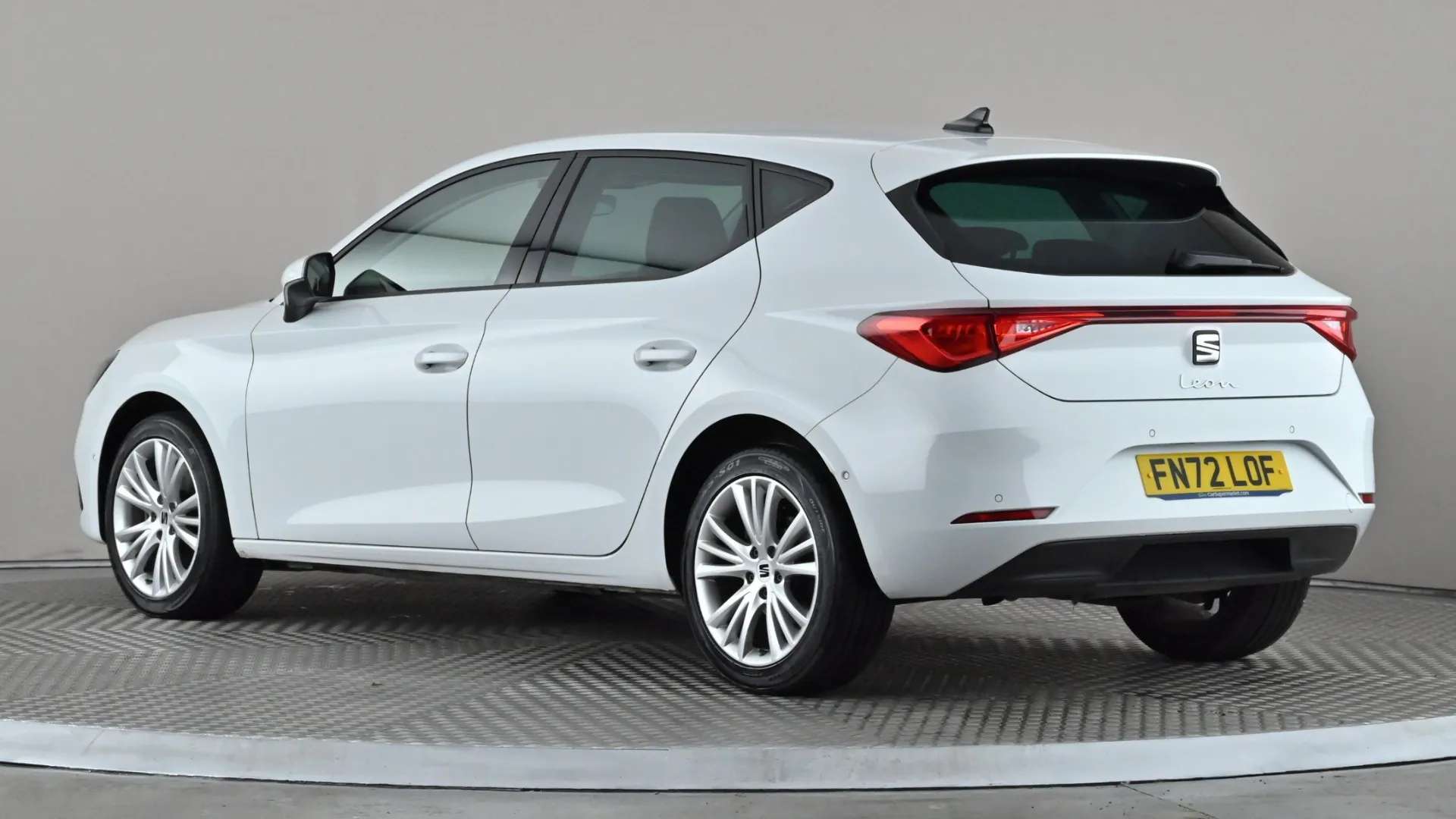 A 2022 SEAT LEON 2.0 TDI SE Dynamic A 2022 SEAT LEON 2.0 TDI SE Dynamic