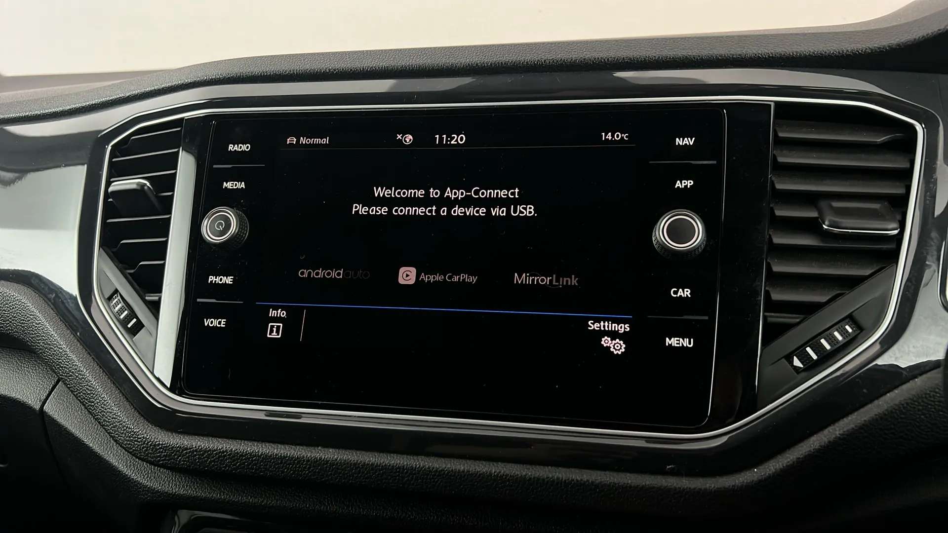2019 VOLKSWAGEN T-ROC 2019 VOLKSWAGEN T-ROC