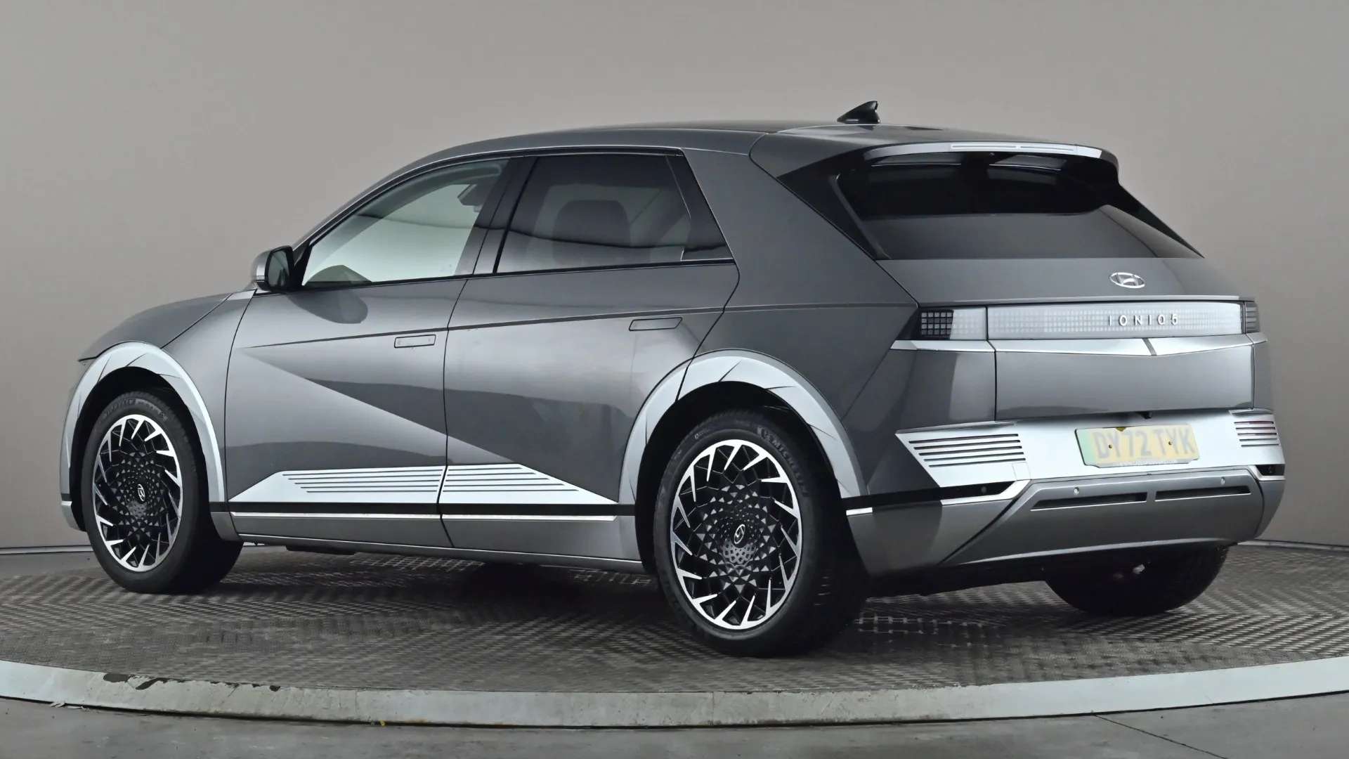 A 2022 HYUNDAI IONIQ 5 160kW Ultimate 73 kWh Auto A 2022 HYUNDAI IONIQ 5 160kW Ultimate 73 kWh Auto