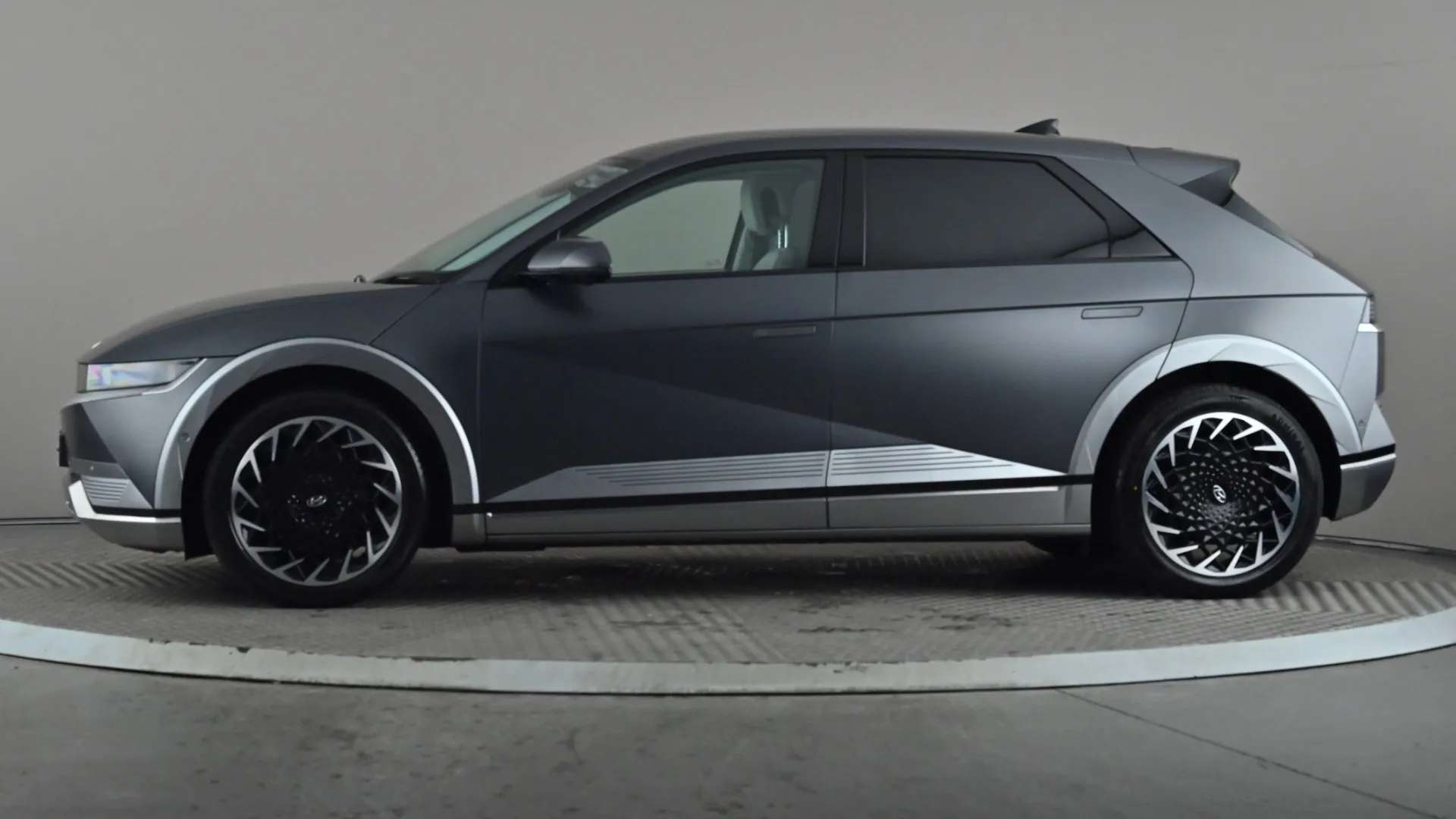 A 2022 HYUNDAI IONIQ 5 168kW Ultimate 77 kWh Auto A 2022 HYUNDAI IONIQ 5 168kW Ultimate 77 kWh Auto