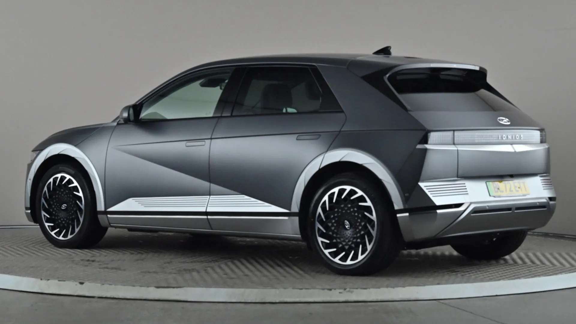 A 2022 HYUNDAI IONIQ 5 168kW Ultimate 77 kWh Auto A 2022 HYUNDAI IONIQ 5 168kW Ultimate 77 kWh Auto