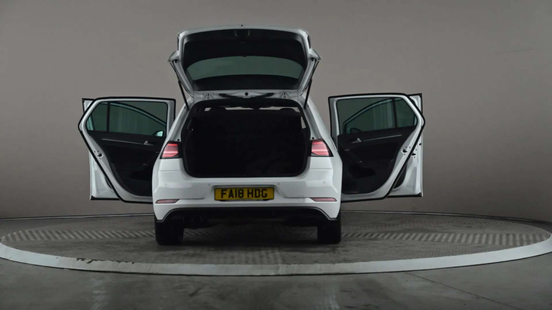 2018 VOLKSWAGEN GOLF 2018 VOLKSWAGEN GOLF