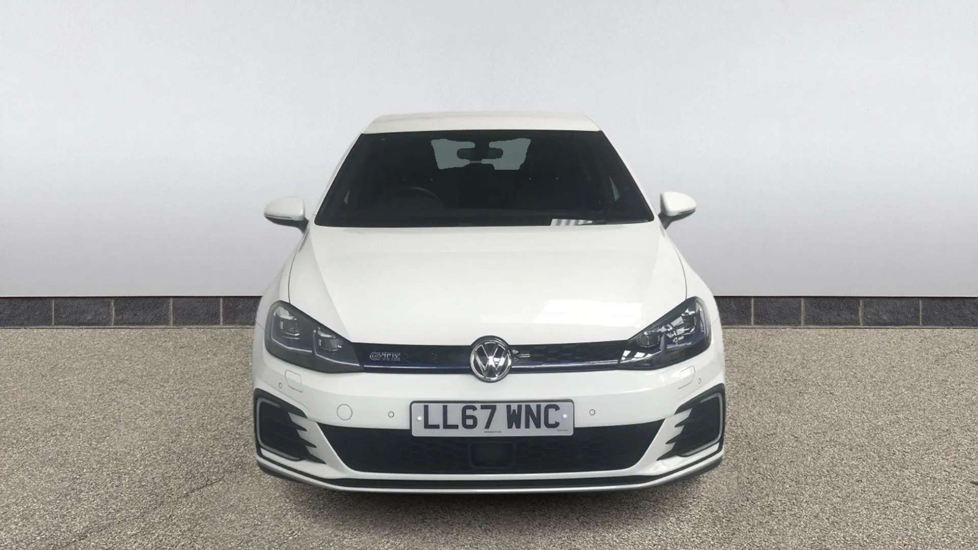 A 2017 VOLKSWAGEN GOLF 1.4 TSI GTE Advance DSG A 2017 VOLKSWAGEN GOLF 1.4 TSI GTE Advance DSG
