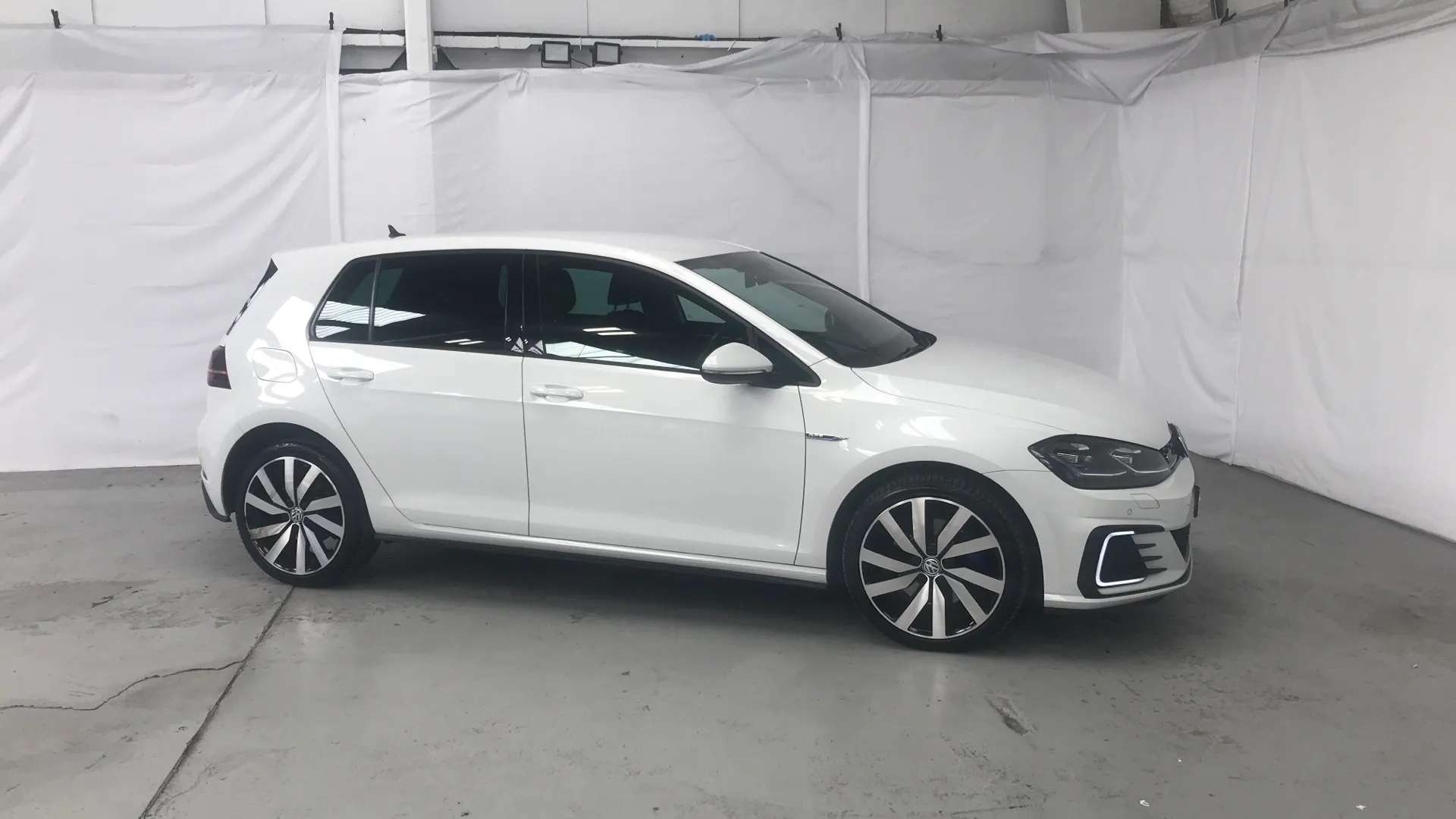 2017 VOLKSWAGEN GOLF 2017 VOLKSWAGEN GOLF