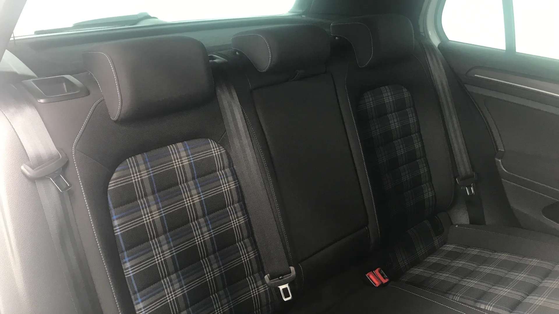 2017 VOLKSWAGEN GOLF 2017 VOLKSWAGEN GOLF