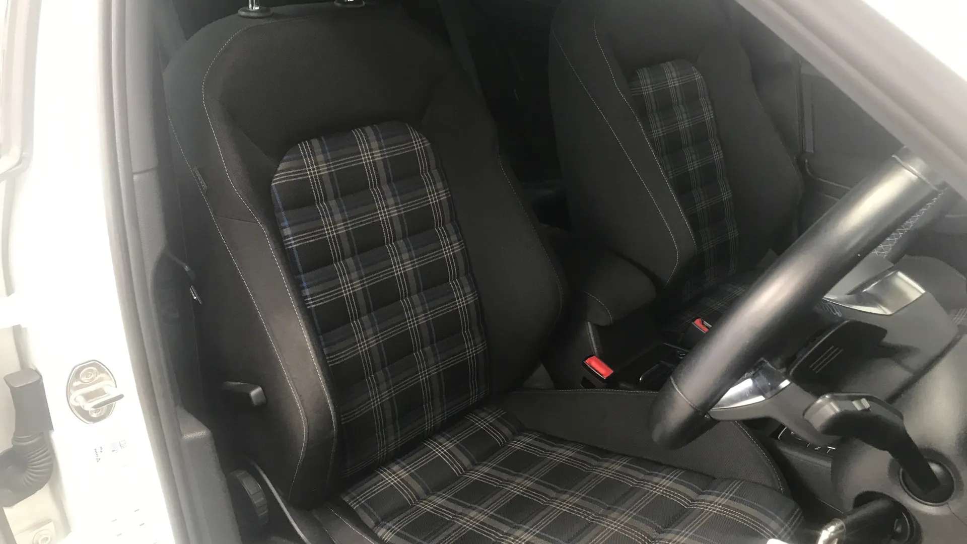 2017 VOLKSWAGEN GOLF 2017 VOLKSWAGEN GOLF