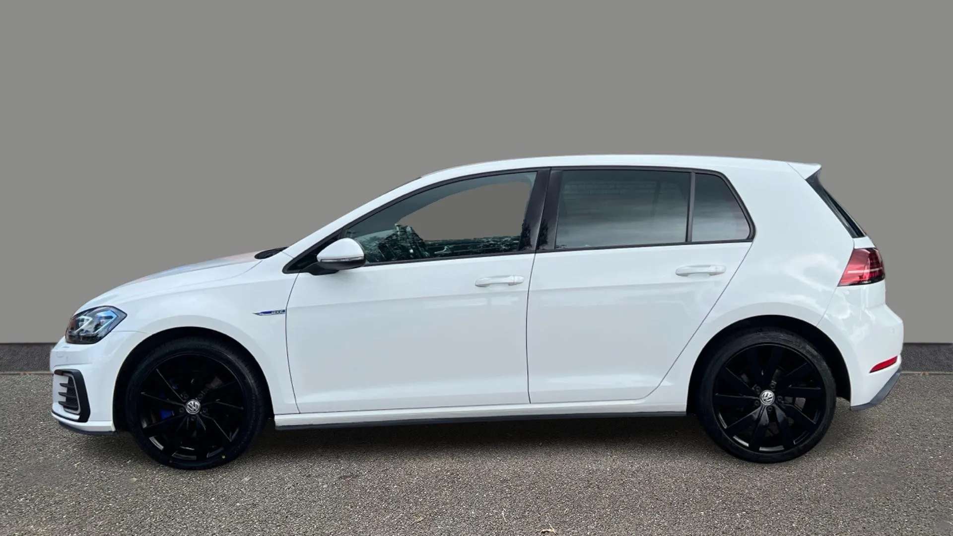 A 2020 VOLKSWAGEN GOLF 1.4 TSI GTE Advance DSG A 2020 VOLKSWAGEN GOLF 1.4 TSI GTE Advance DSG