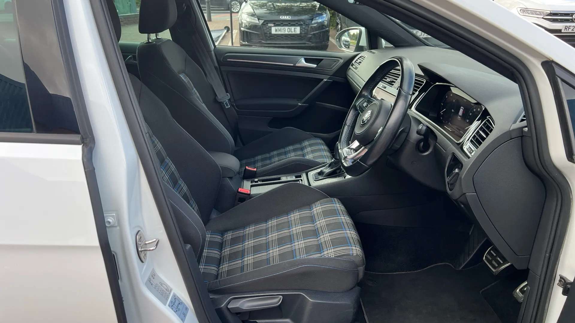 2020 VOLKSWAGEN GOLF 2020 VOLKSWAGEN GOLF