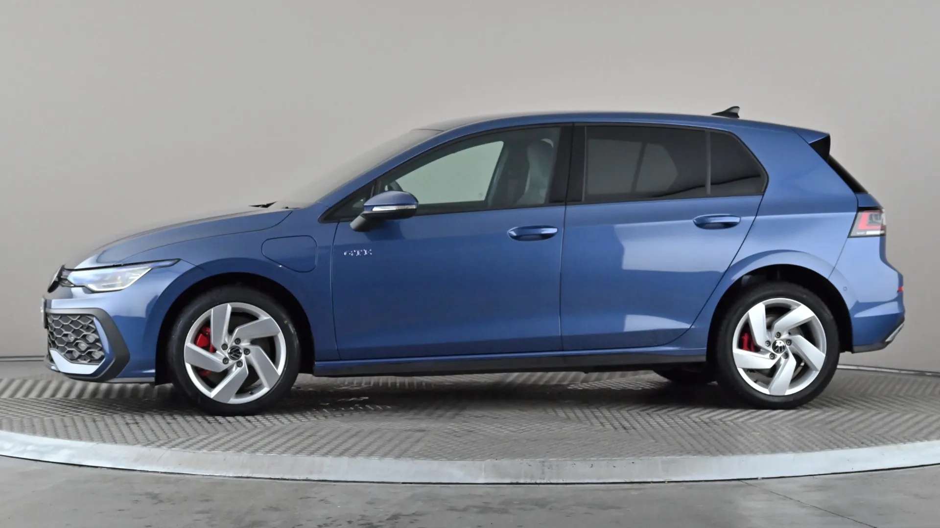A 2025 VOLKSWAGEN GOLF 1.5 TSI 272 GTE eHybrid DSG A 2025 VOLKSWAGEN GOLF 1.5 TSI 272 GTE eHybrid DSG