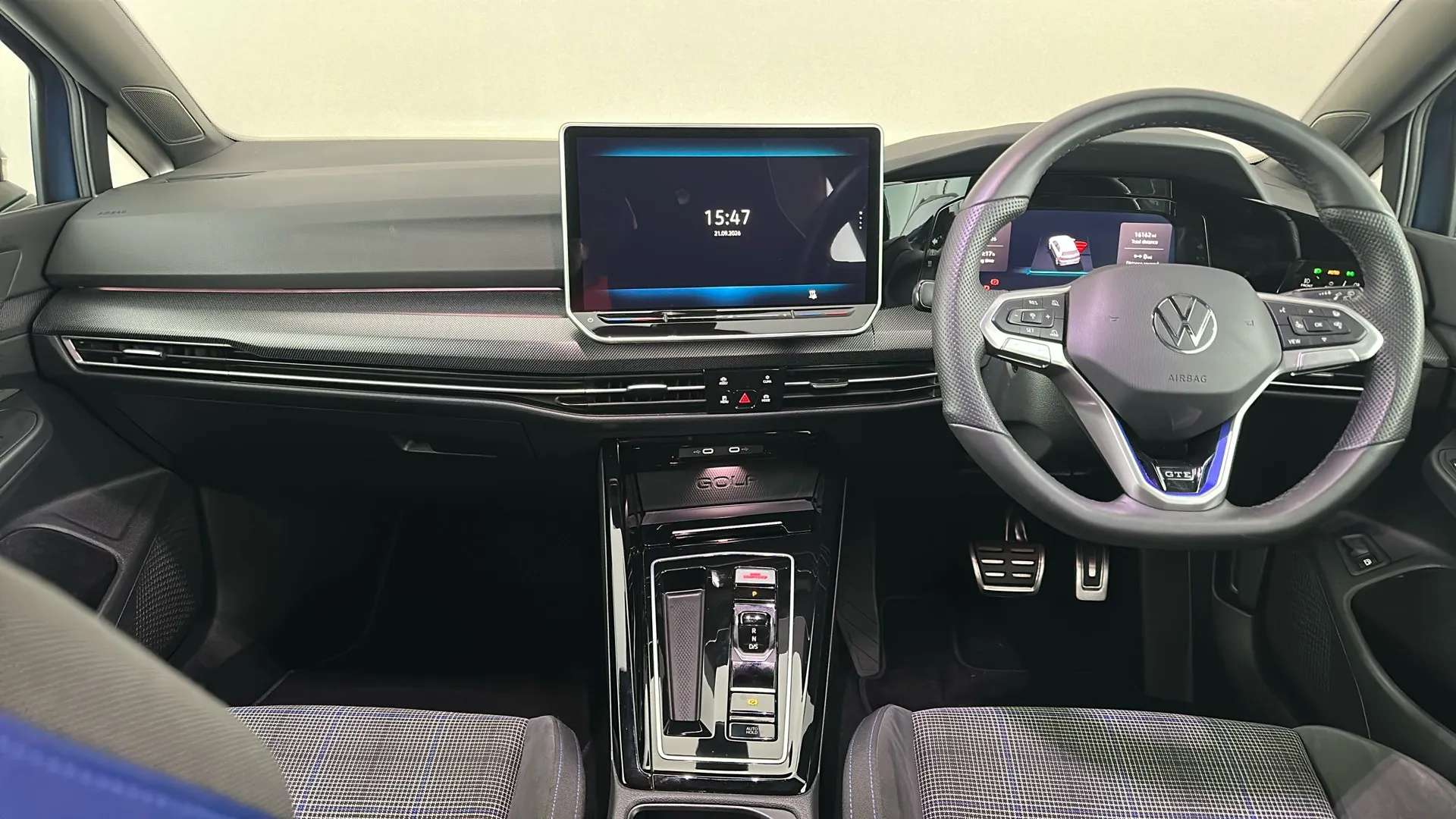 2025 VOLKSWAGEN GOLF 2025 VOLKSWAGEN GOLF