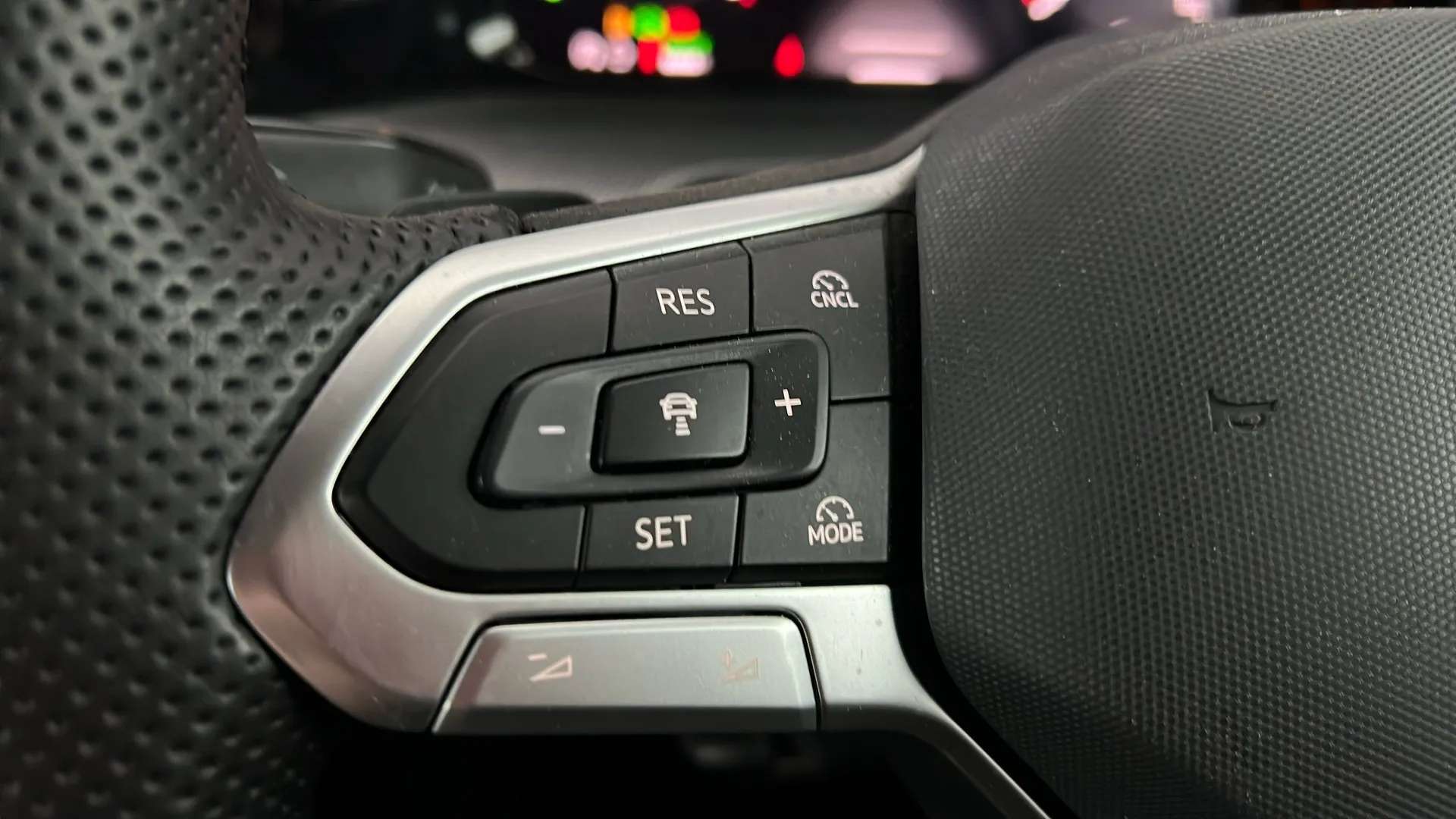 2025 VOLKSWAGEN GOLF 2025 VOLKSWAGEN GOLF