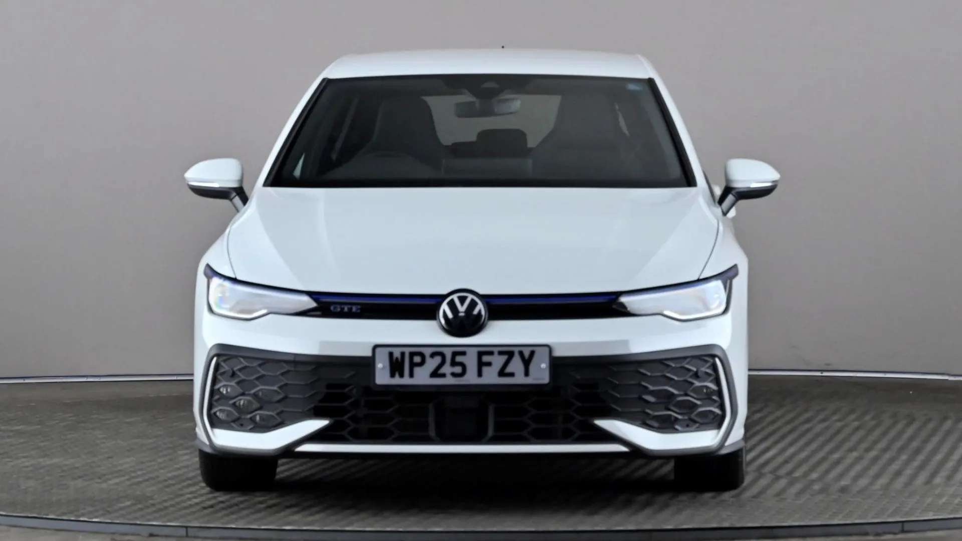 A 2025 VOLKSWAGEN GOLF 1.5 TSI 272 GTE eHybrid DSG A 2025 VOLKSWAGEN GOLF 1.5 TSI 272 GTE eHybrid DSG