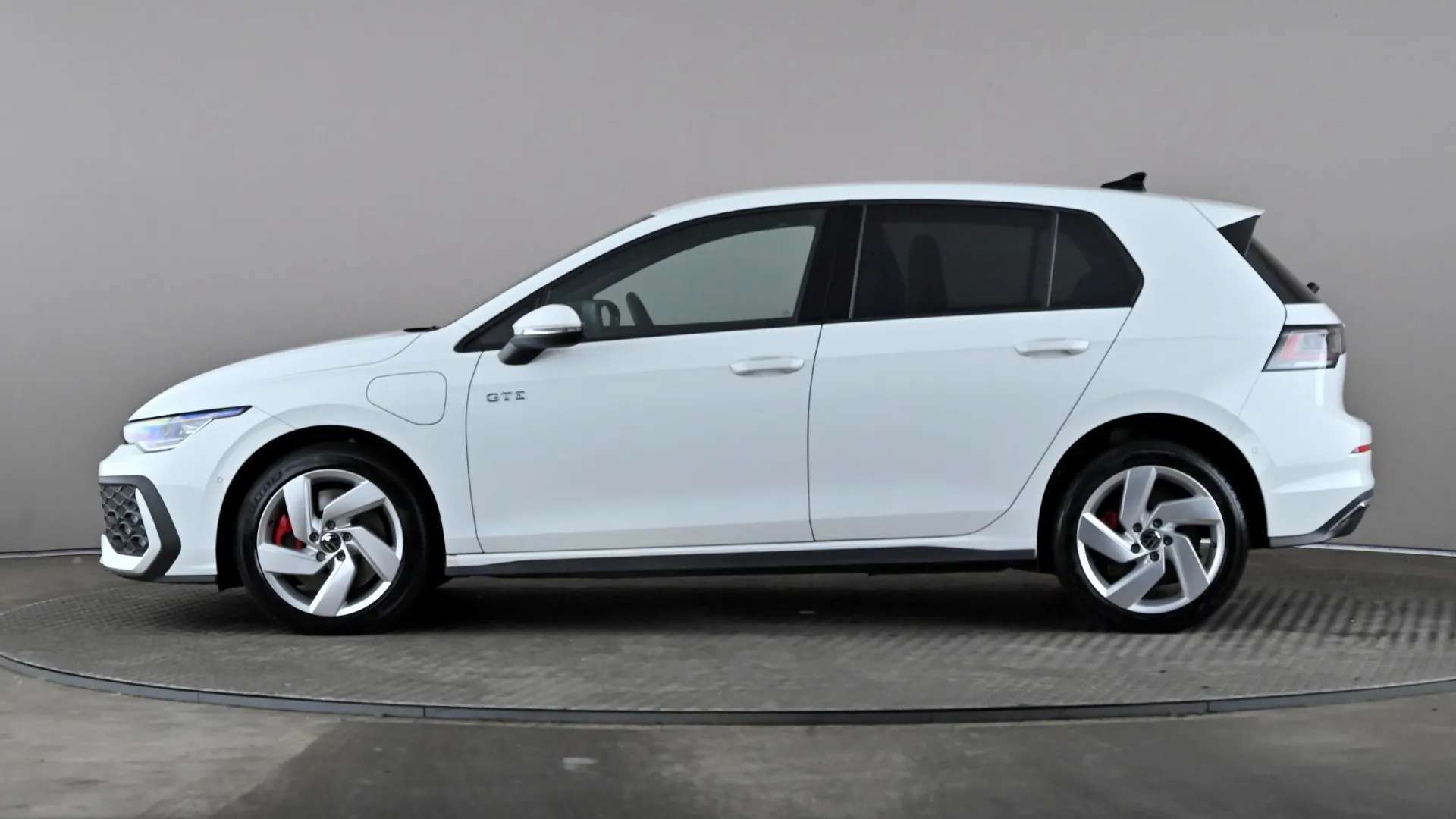 A 2025 VOLKSWAGEN GOLF 1.5 TSI 272 GTE eHybrid DSG A 2025 VOLKSWAGEN GOLF 1.5 TSI 272 GTE eHybrid DSG