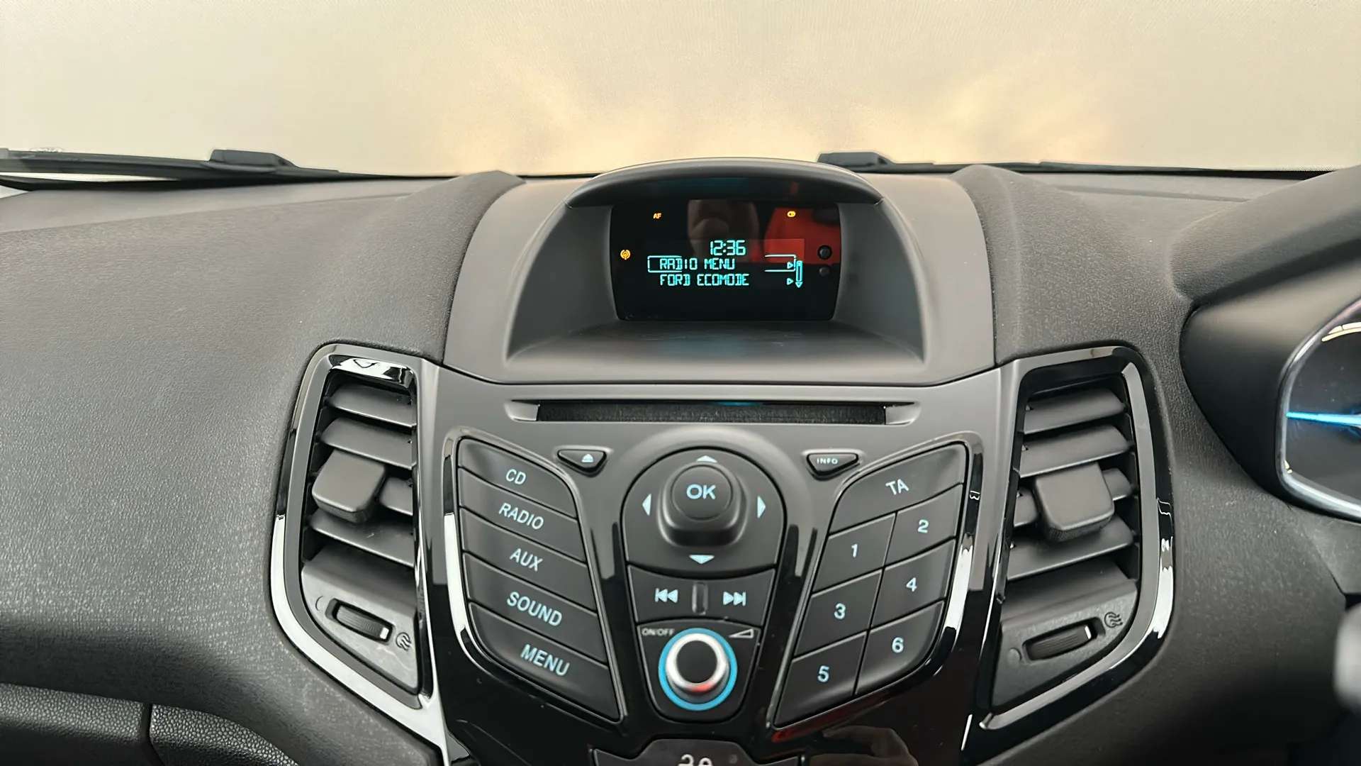 2014 FORD FIESTA 2014 FORD FIESTA