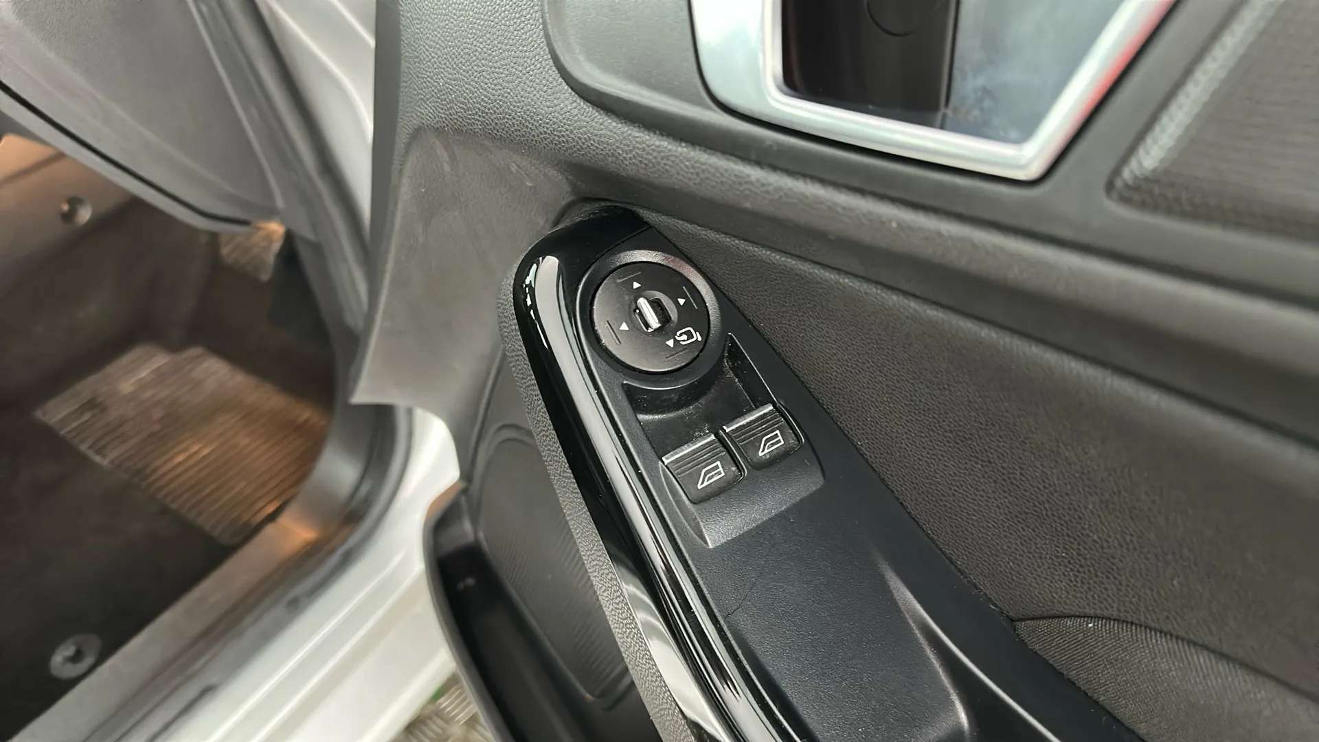 2014 FORD FIESTA 2014 FORD FIESTA