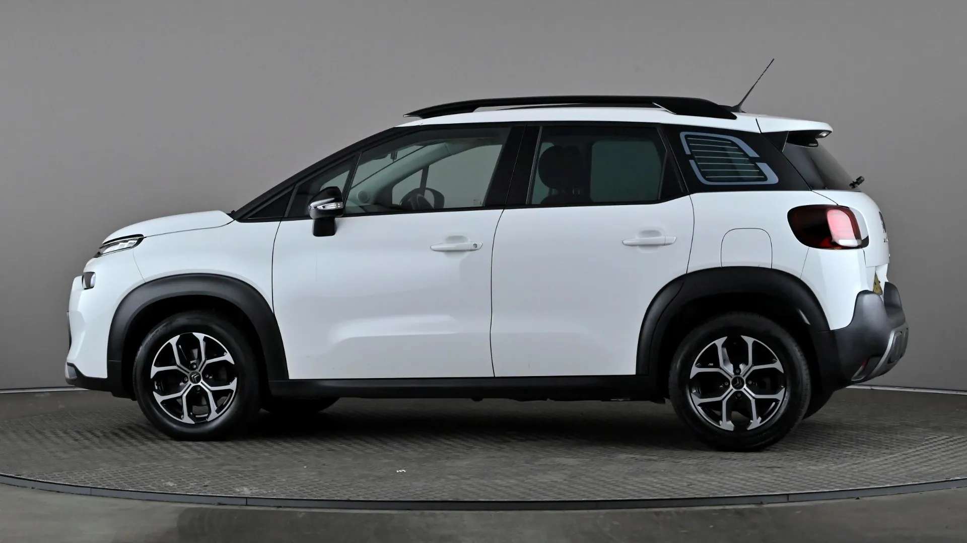 A 2022 CITROEN C3 AIRCROSS 1.2 PureTech 110 Shine A 2022 CITROEN C3 AIRCROSS 1.2 PureTech 110 Shine