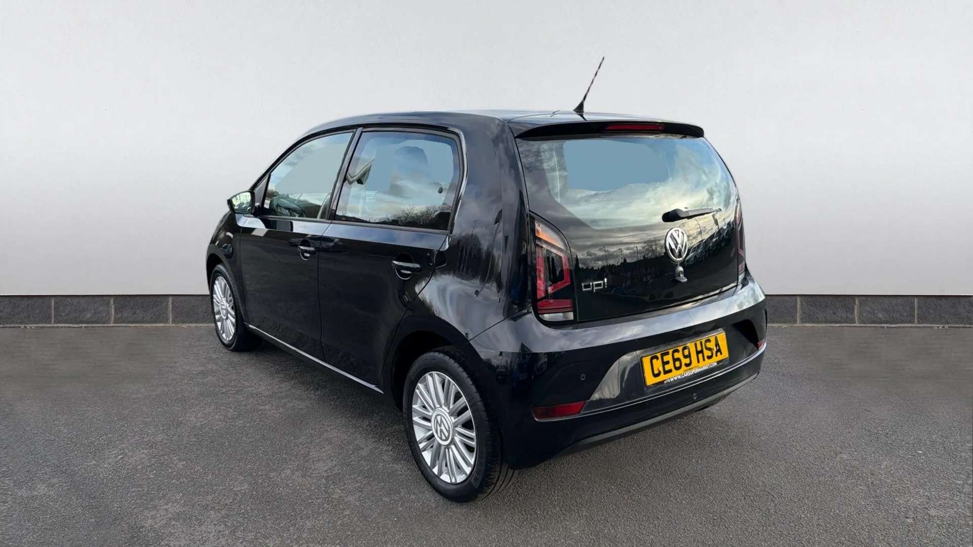 2019 VOLKSWAGEN UP 2019 VOLKSWAGEN UP