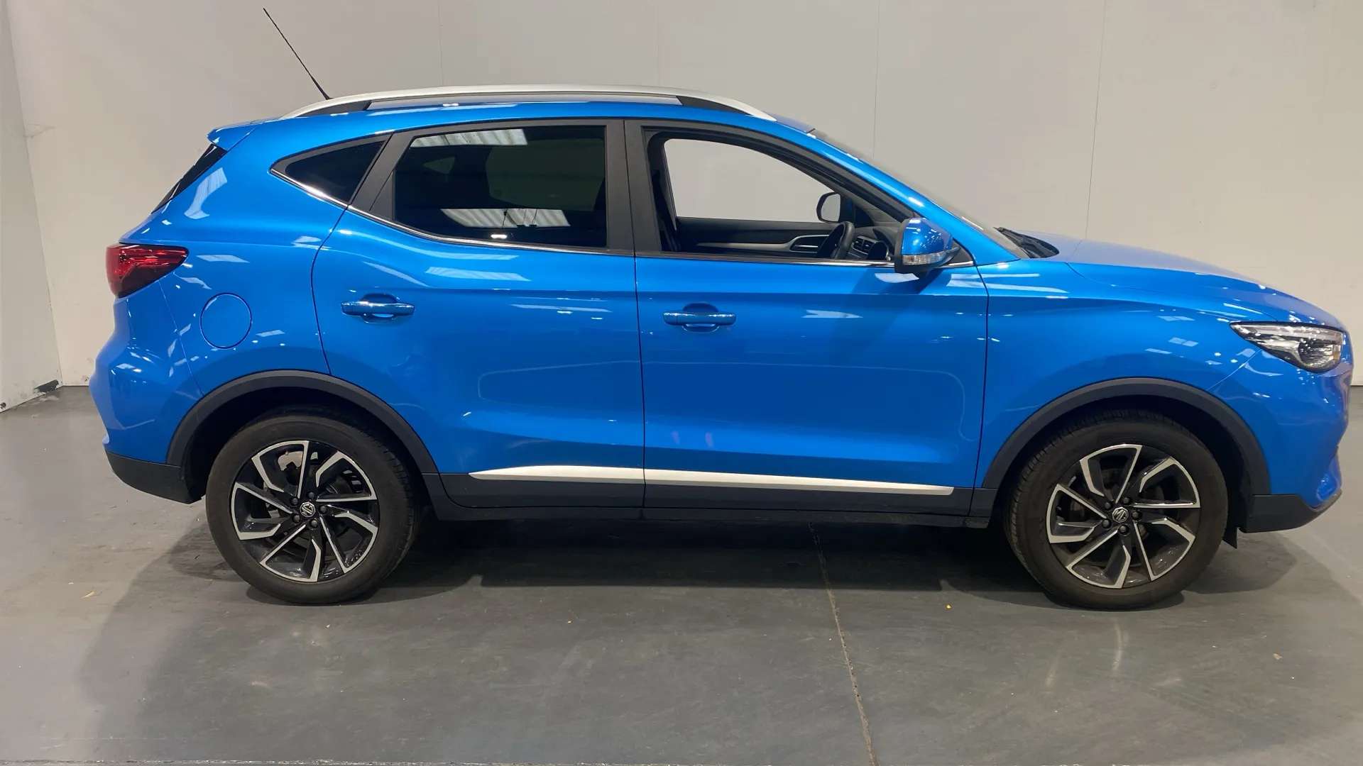 A 2024 MG MOTOR UK ZS 1.5 VTi-TECH Exclusive A 2024 MG MOTOR UK ZS 1.5 VTi-TECH Exclusive