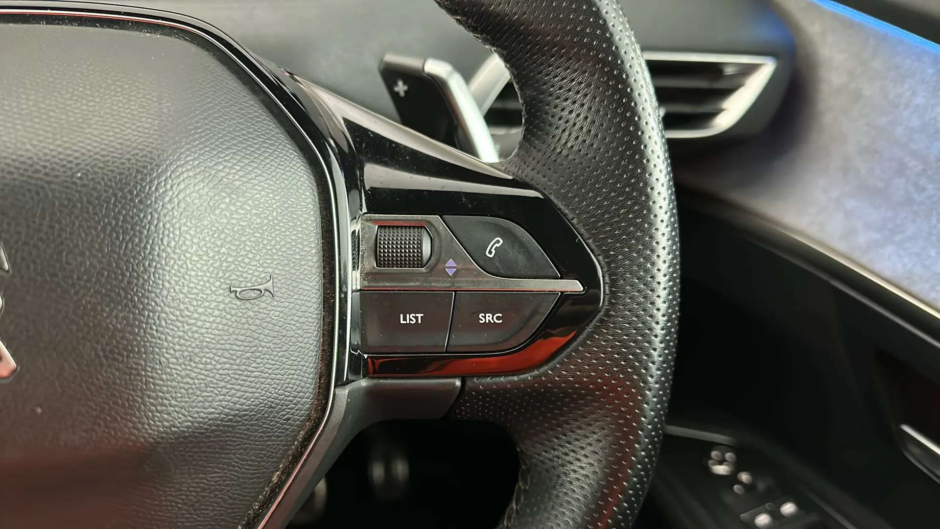 2021 PEUGEOT 3008 2021 PEUGEOT 3008