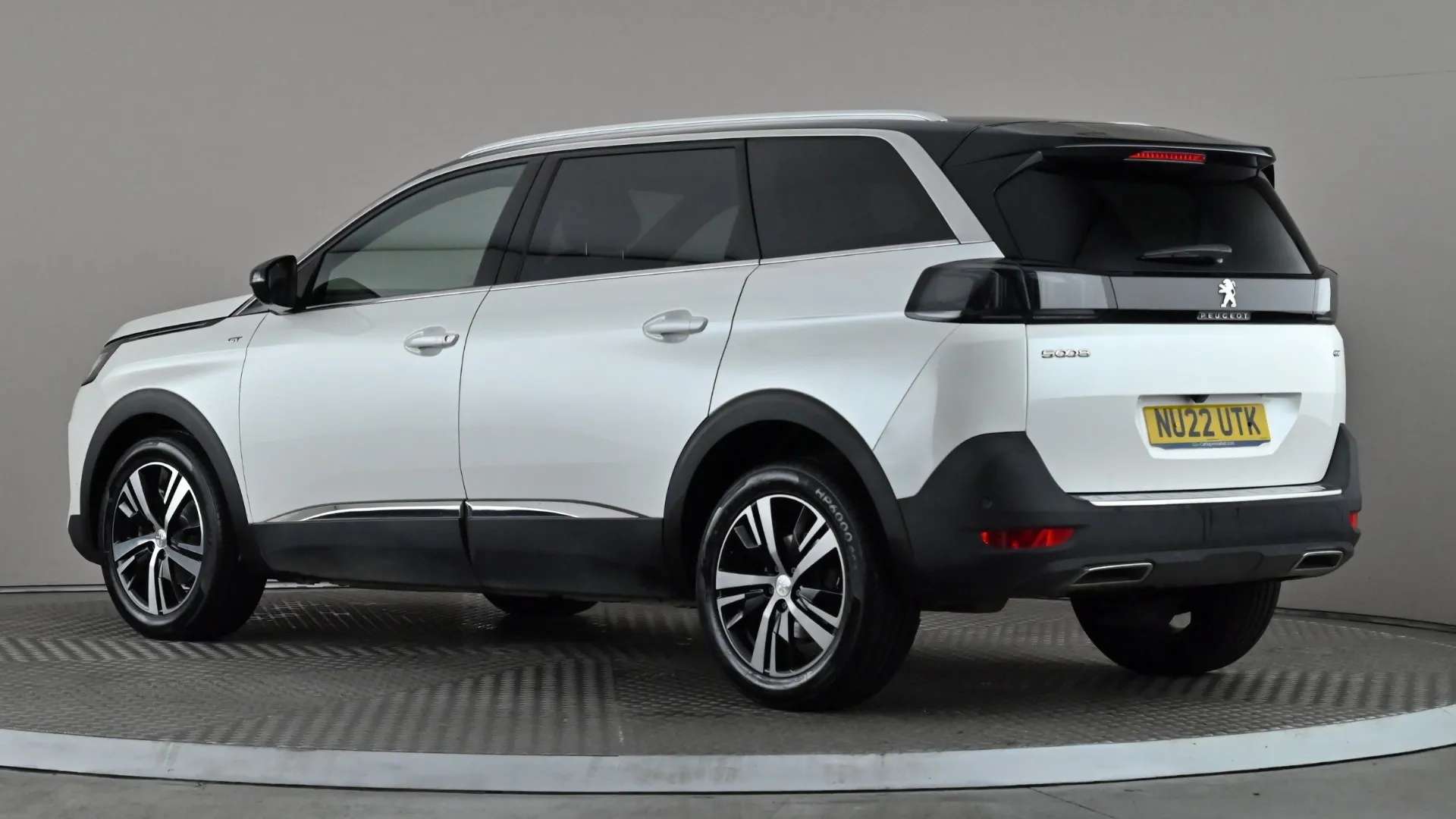2022 PEUGEOT 5008 2022 PEUGEOT 5008