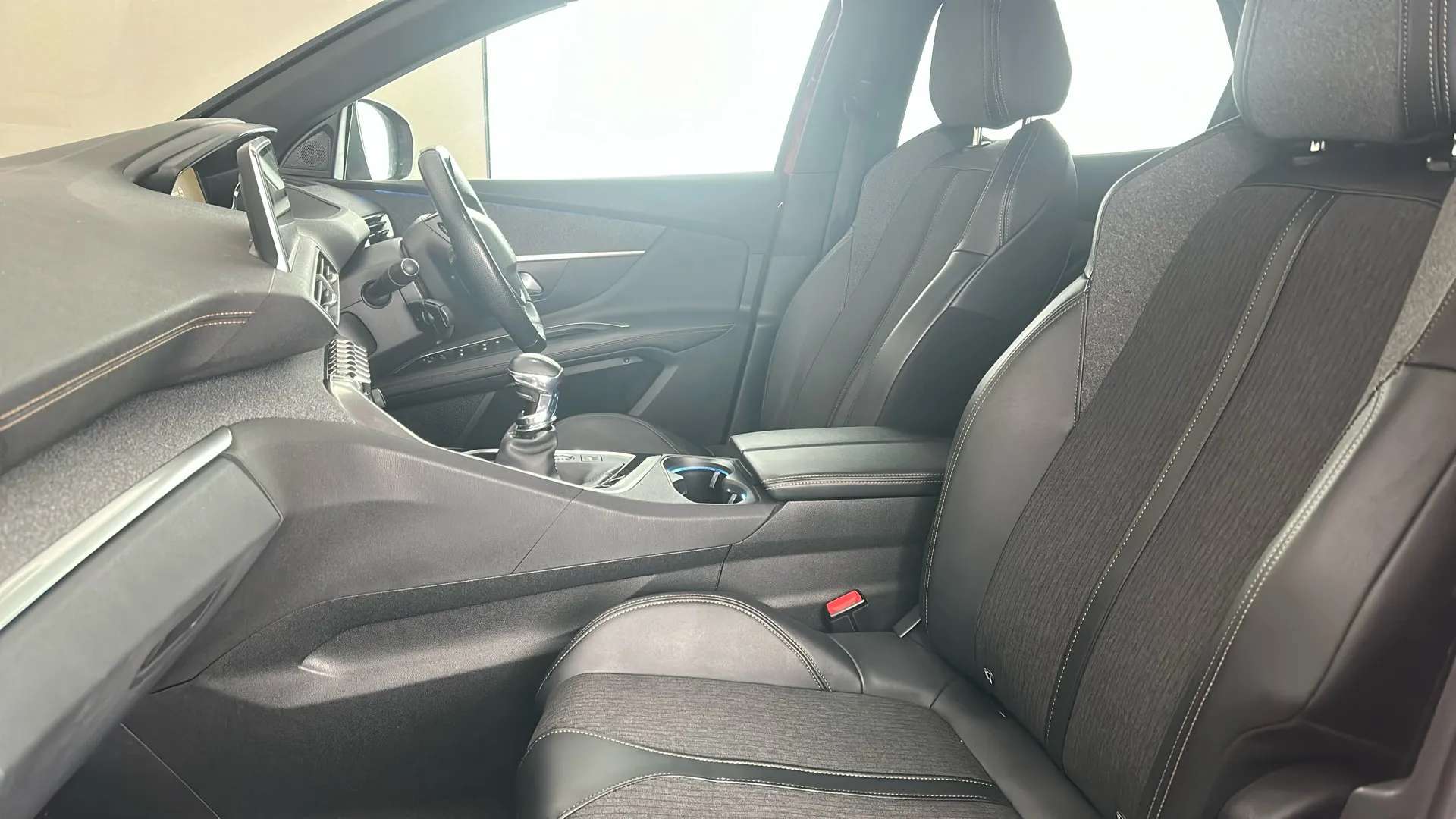 2019 PEUGEOT 3008 2019 PEUGEOT 3008