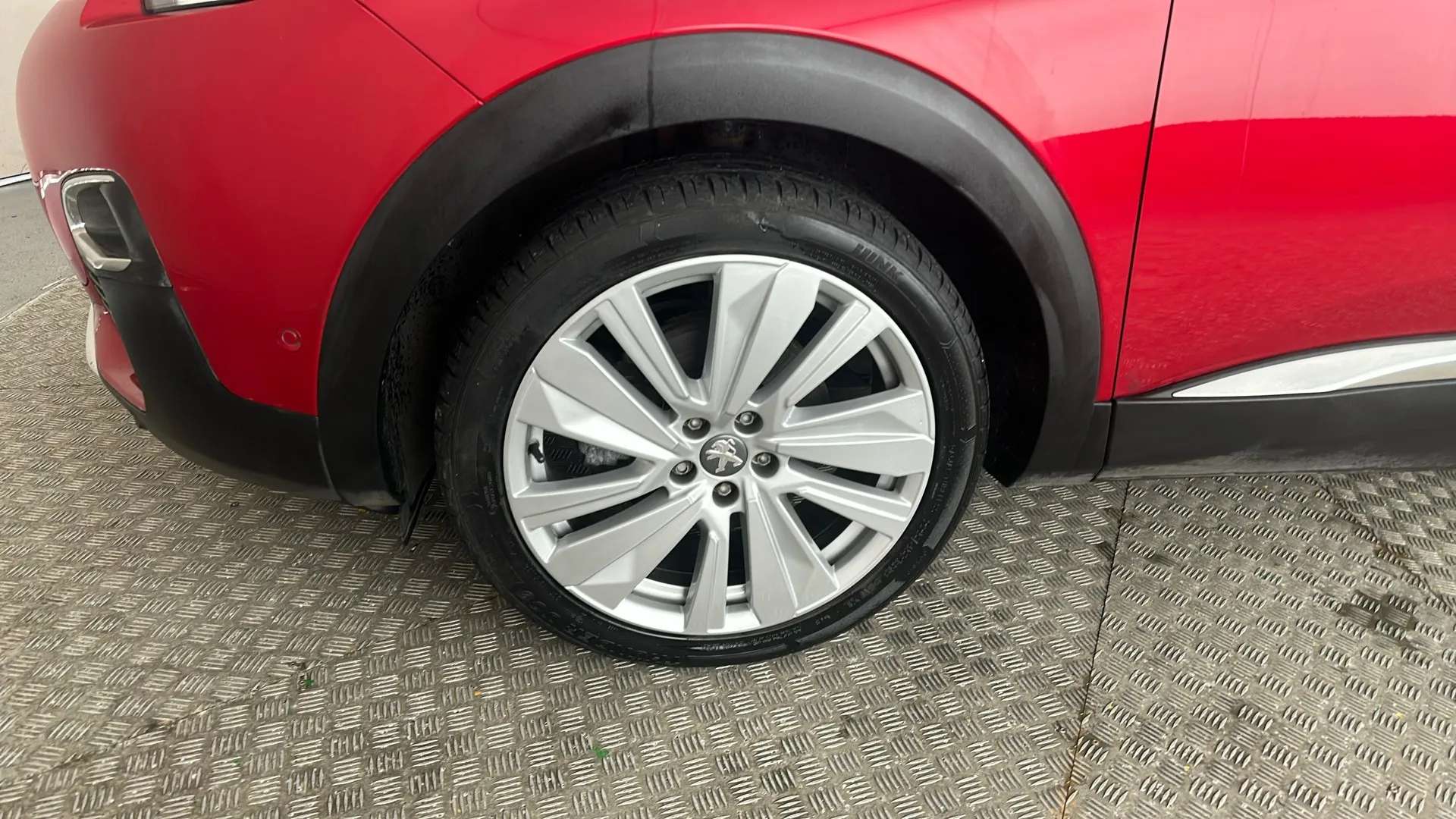 2019 PEUGEOT 3008 2019 PEUGEOT 3008