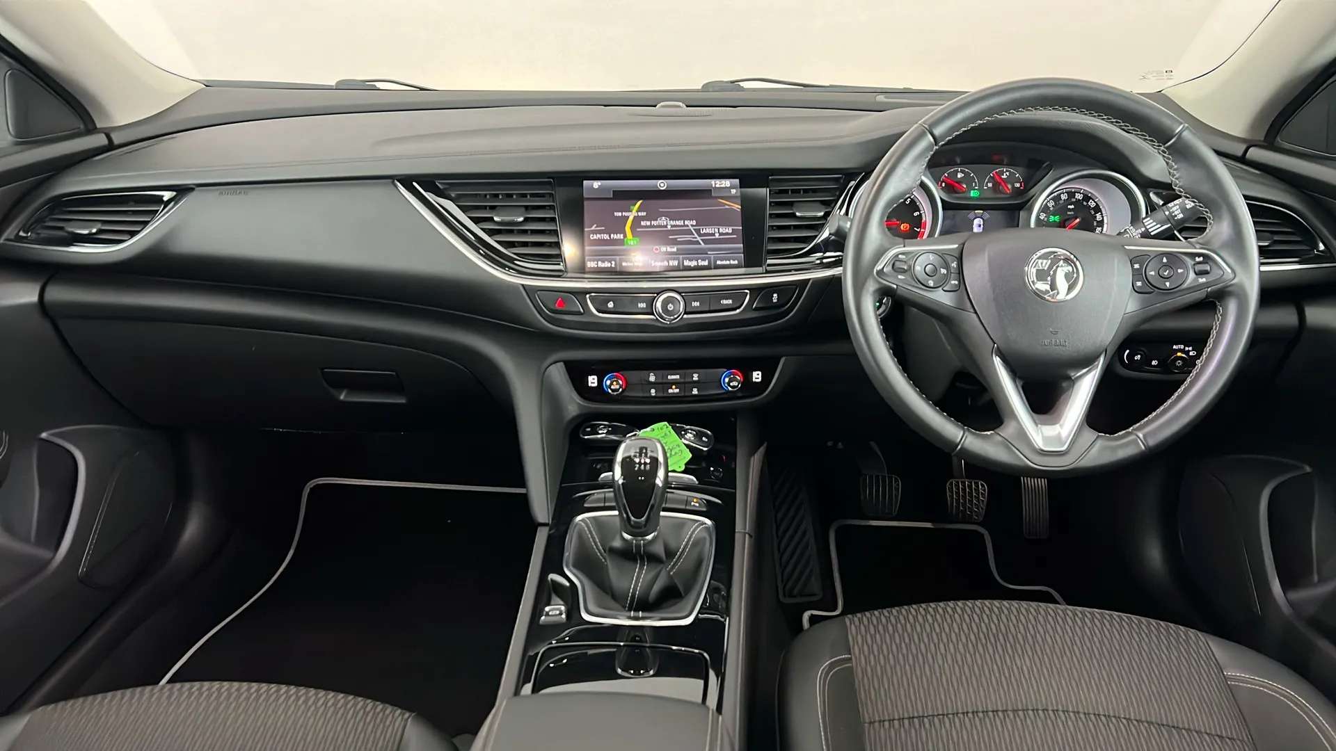 2018 VAUXHALL INSIGNIA GRAND SPORT 2018 VAUXHALL INSIGNIA GRAND SPORT