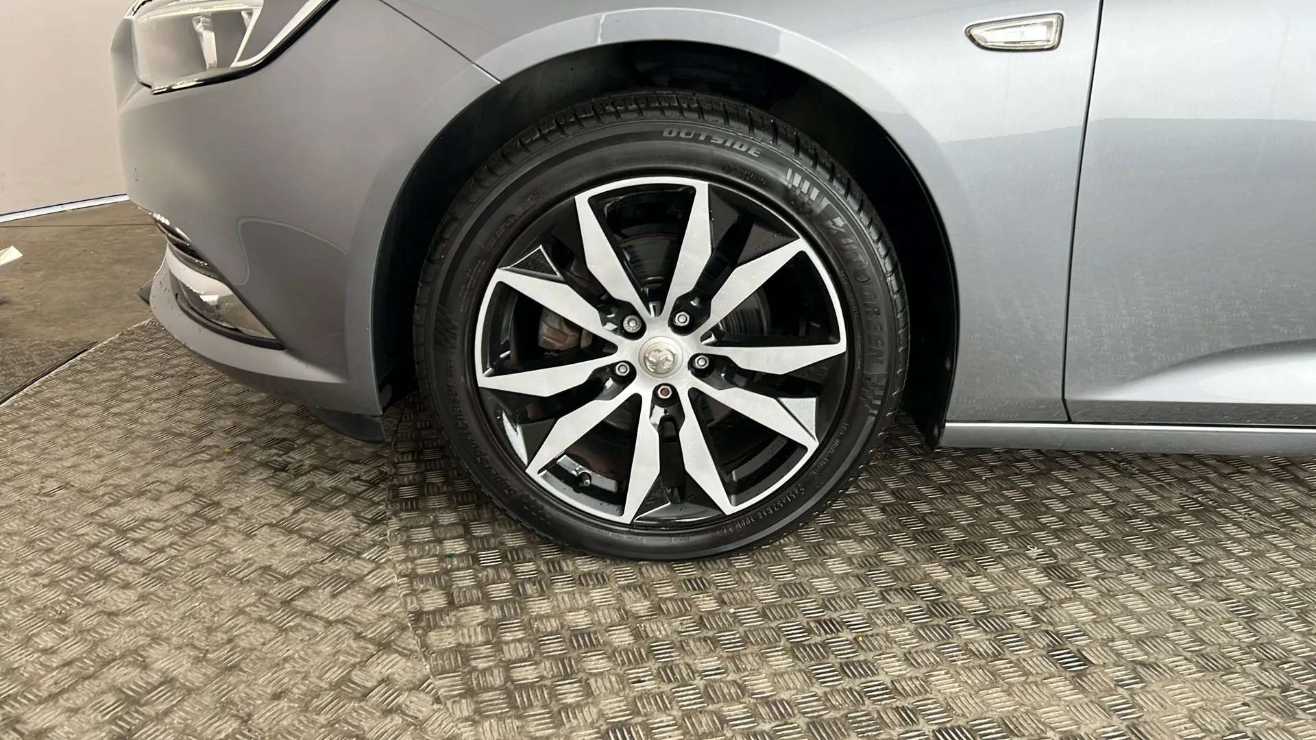 2018 VAUXHALL INSIGNIA GRAND SPORT 2018 VAUXHALL INSIGNIA GRAND SPORT