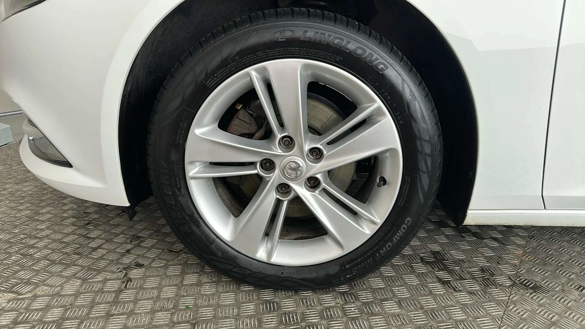 2017 VAUXHALL INSIGNIA 2017 VAUXHALL INSIGNIA