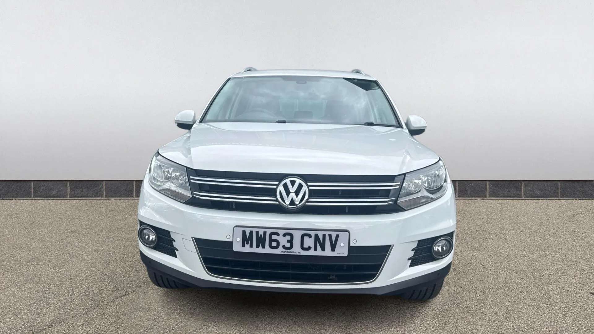 A 2013 VOLKSWAGEN TIGUAN 2.0 TDi BlueMotion Tech Match DSG A 2013 VOLKSWAGEN TIGUAN 2.0 TDi BlueMotion Tech Match DSG