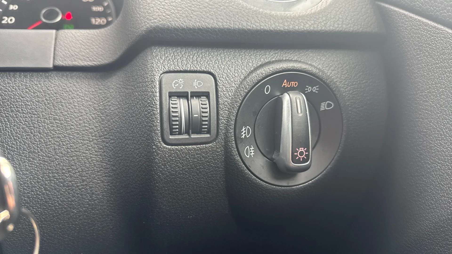 2013 VOLKSWAGEN TIGUAN 2013 VOLKSWAGEN TIGUAN