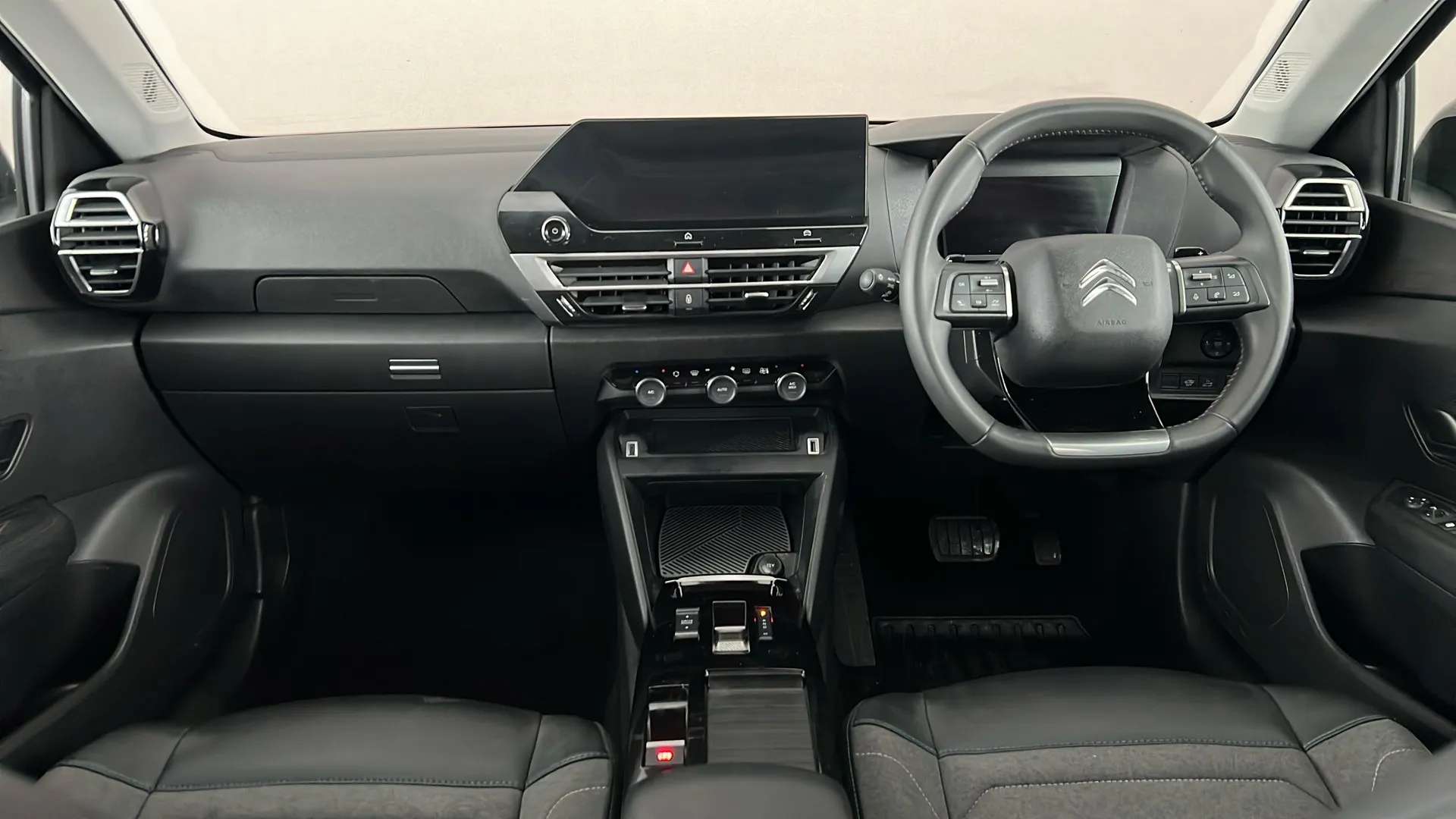 2024 CITROEN C4 X 2024 CITROEN C4 X