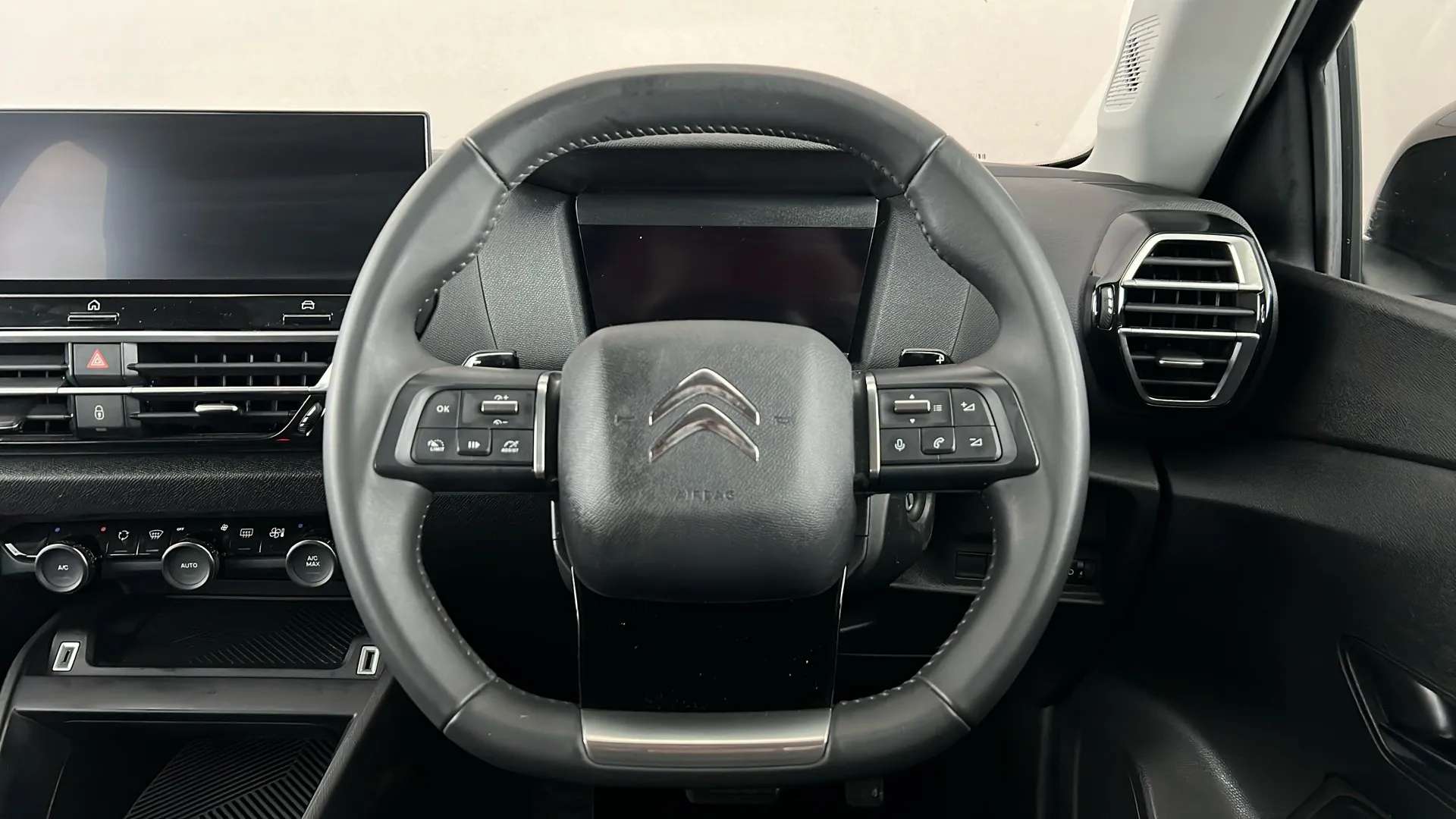 2024 CITROEN C4 X 2024 CITROEN C4 X