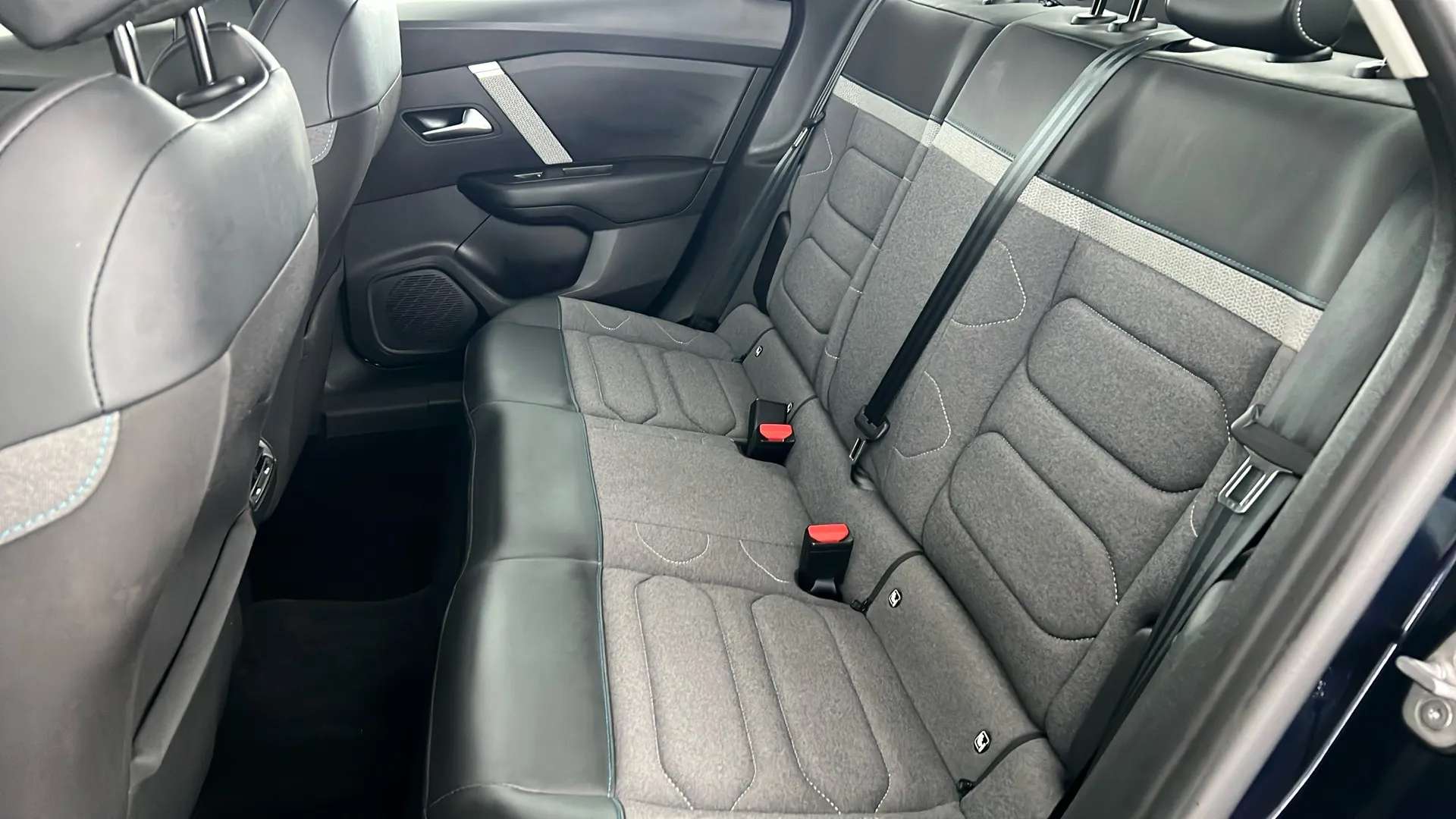 2024 CITROEN C4 X 2024 CITROEN C4 X