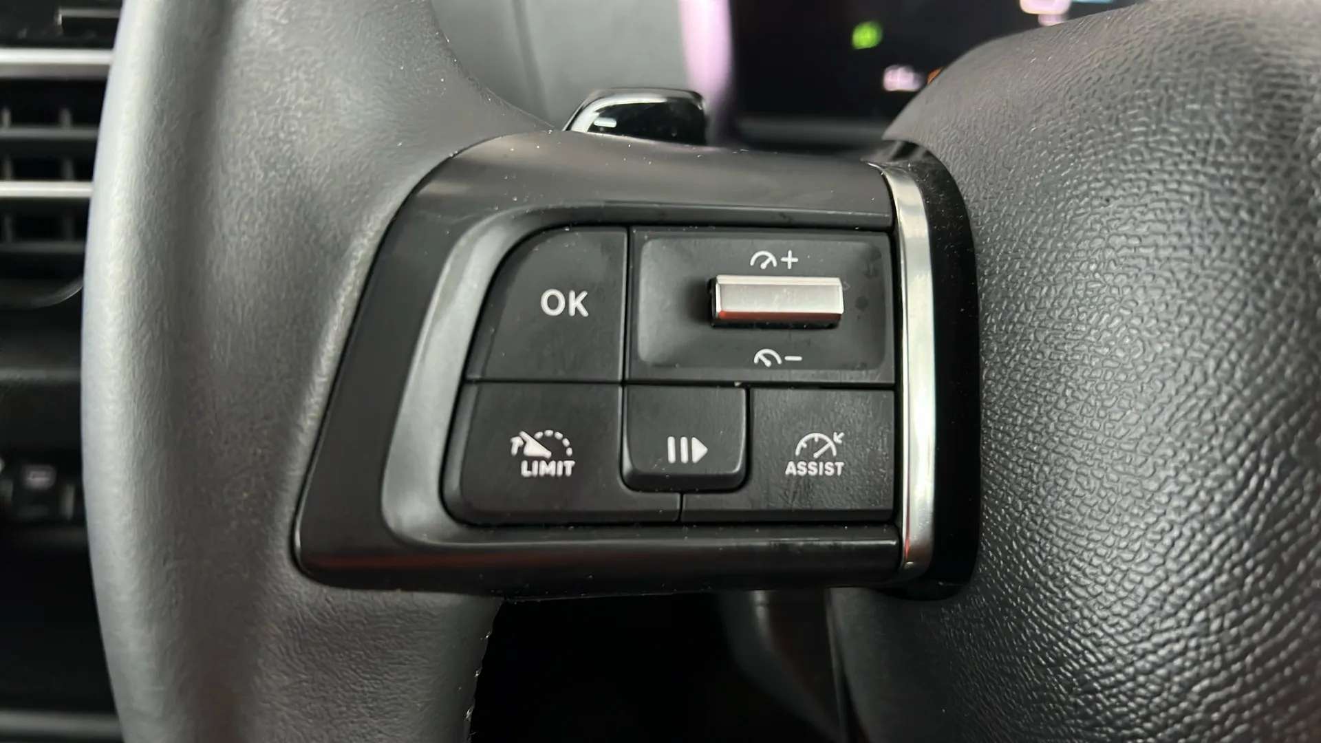 2024 CITROEN C4 X 2024 CITROEN C4 X