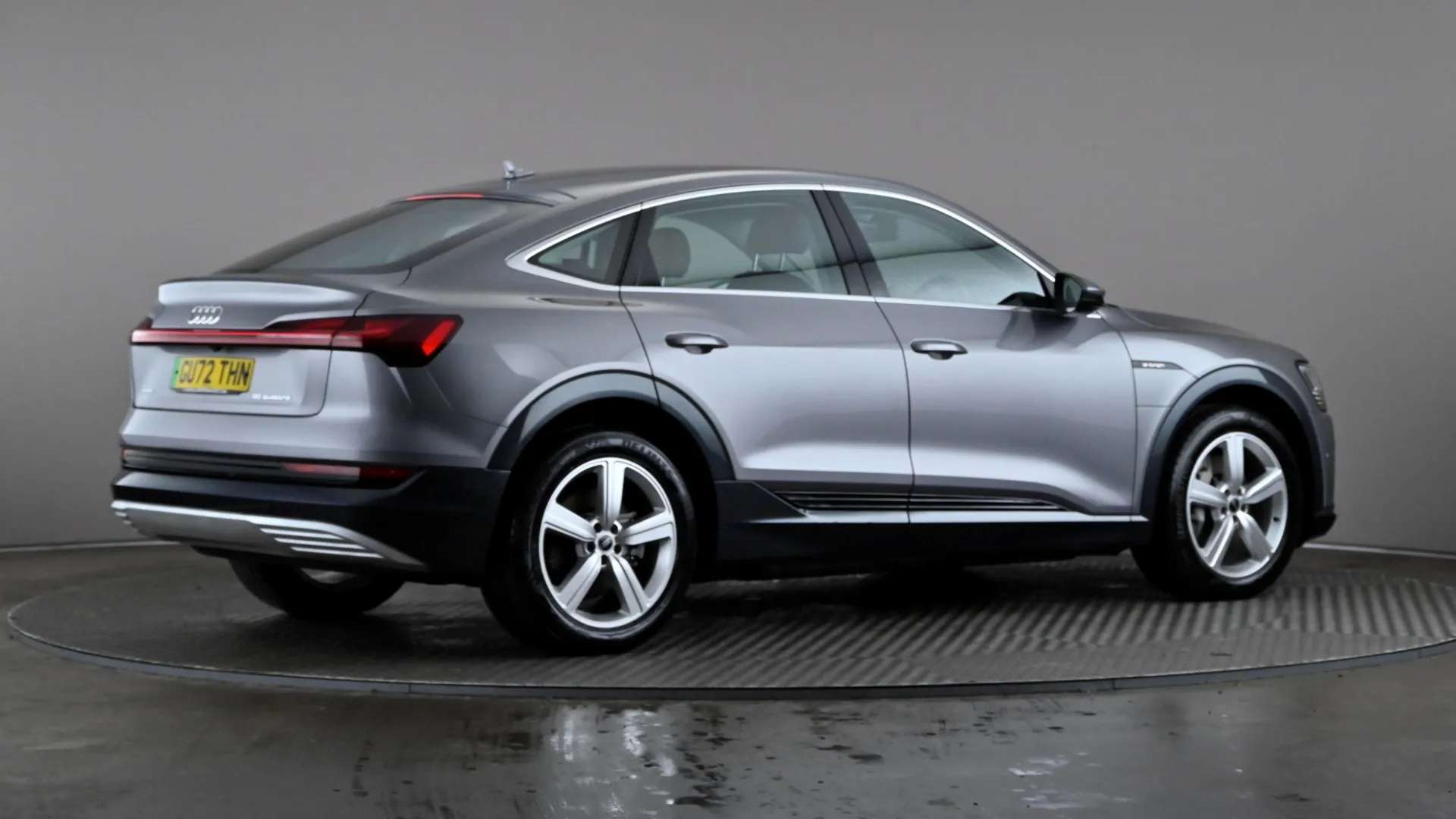 2022 AUDI E-TRON 2022 AUDI E-TRON