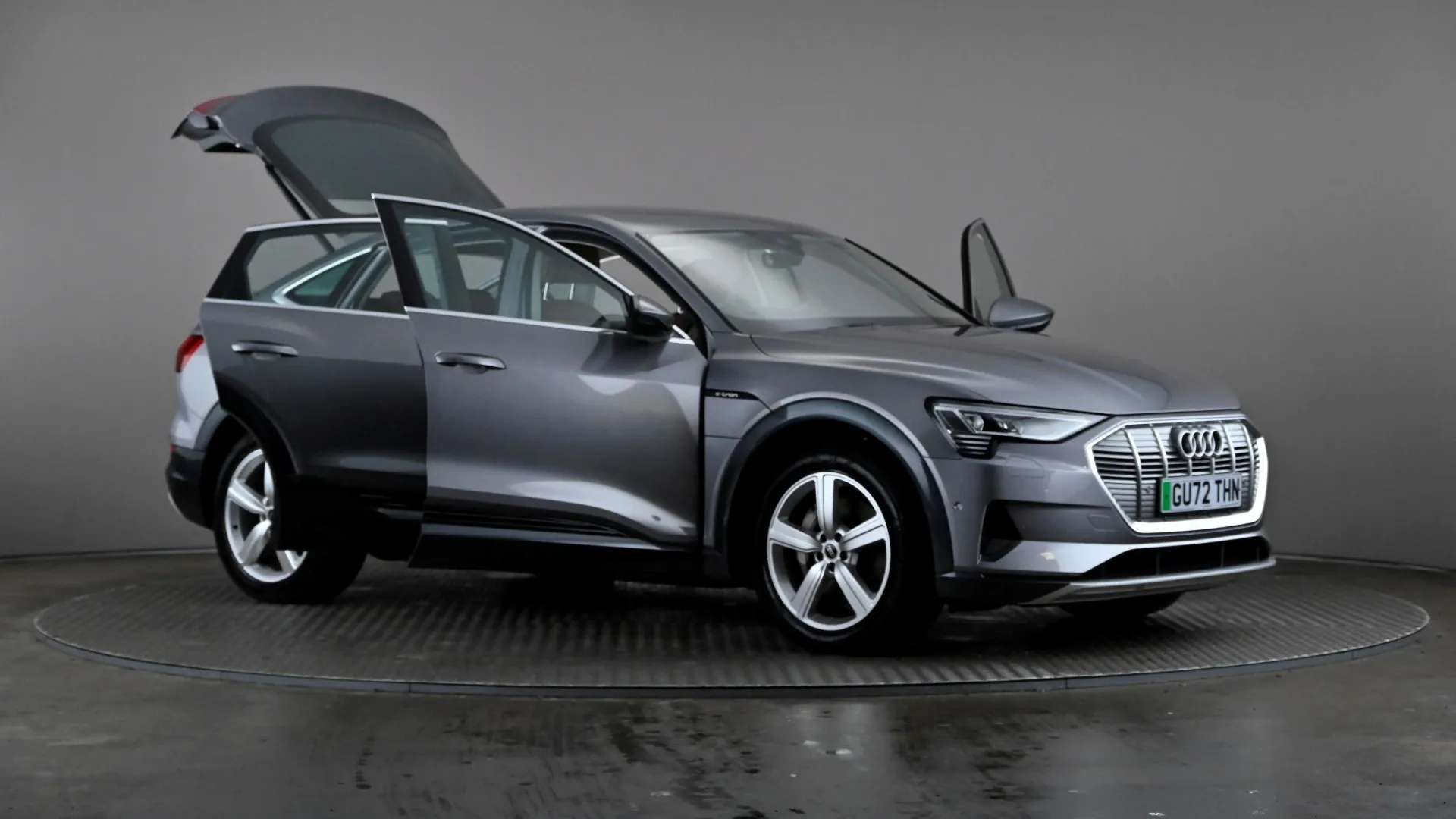 2022 AUDI E-TRON 2022 AUDI E-TRON
