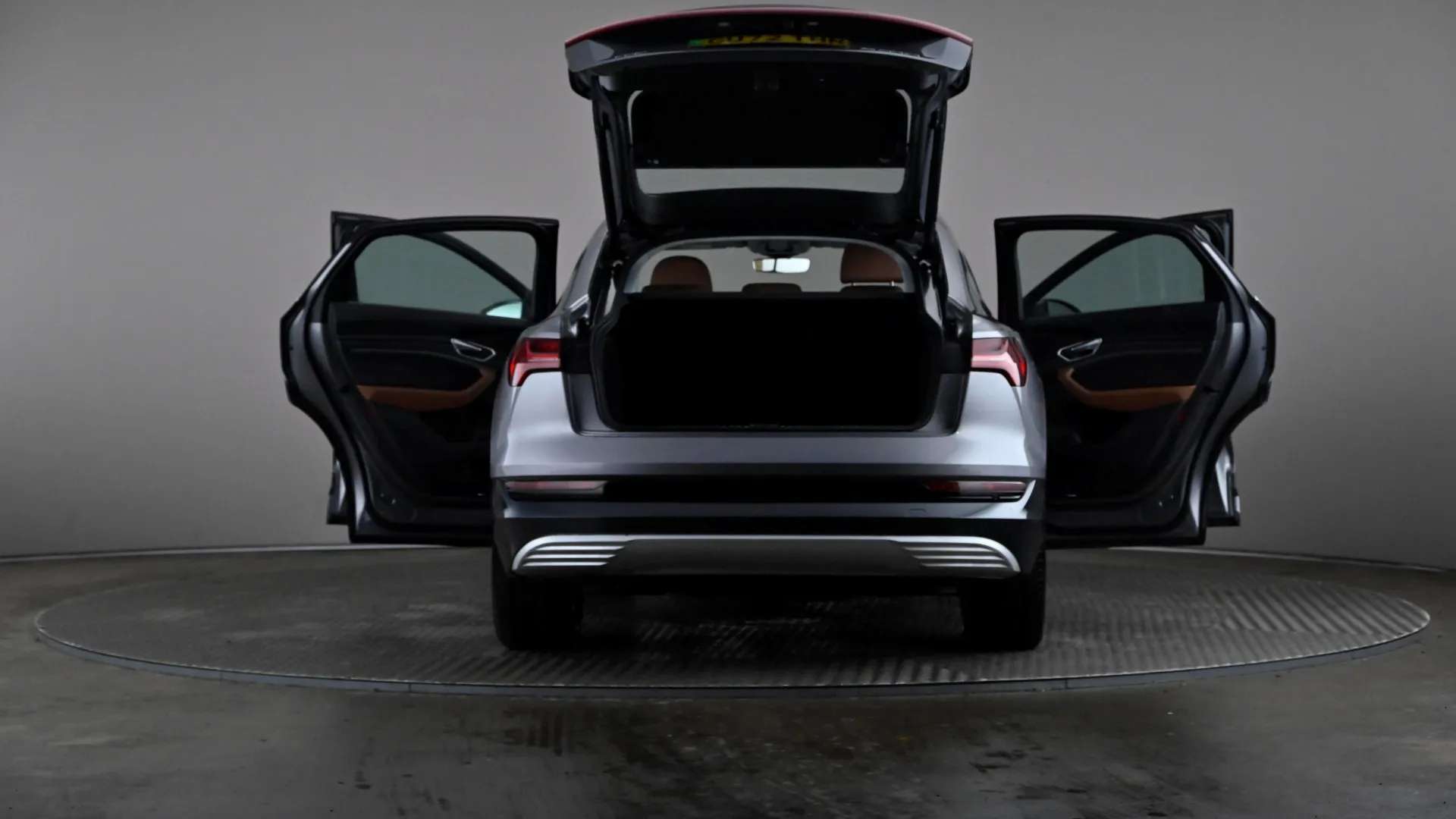 2022 AUDI E-TRON 2022 AUDI E-TRON